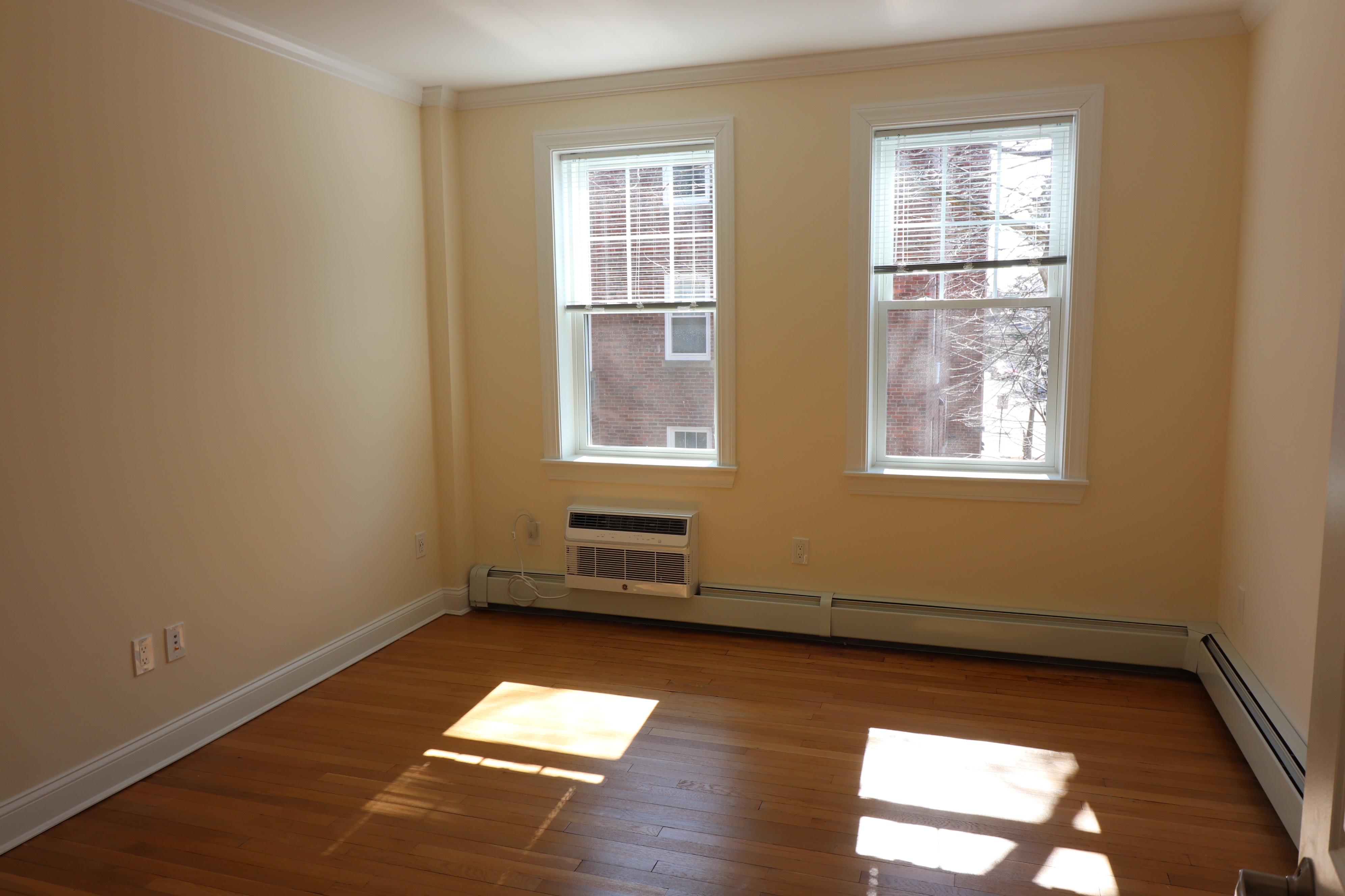 38 Harris St, Coolidge Corner