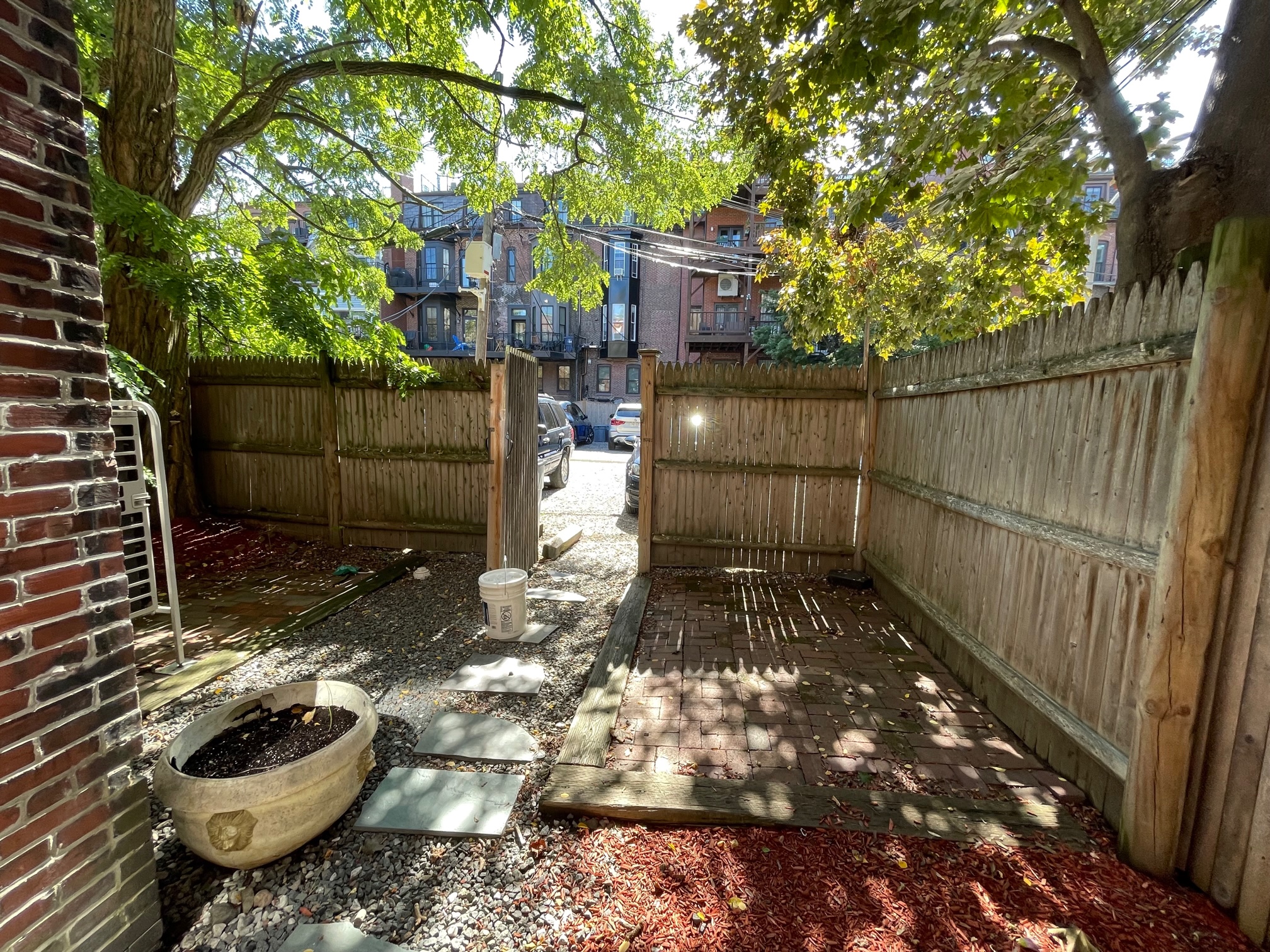 10 Yarmouth St, Back Bay