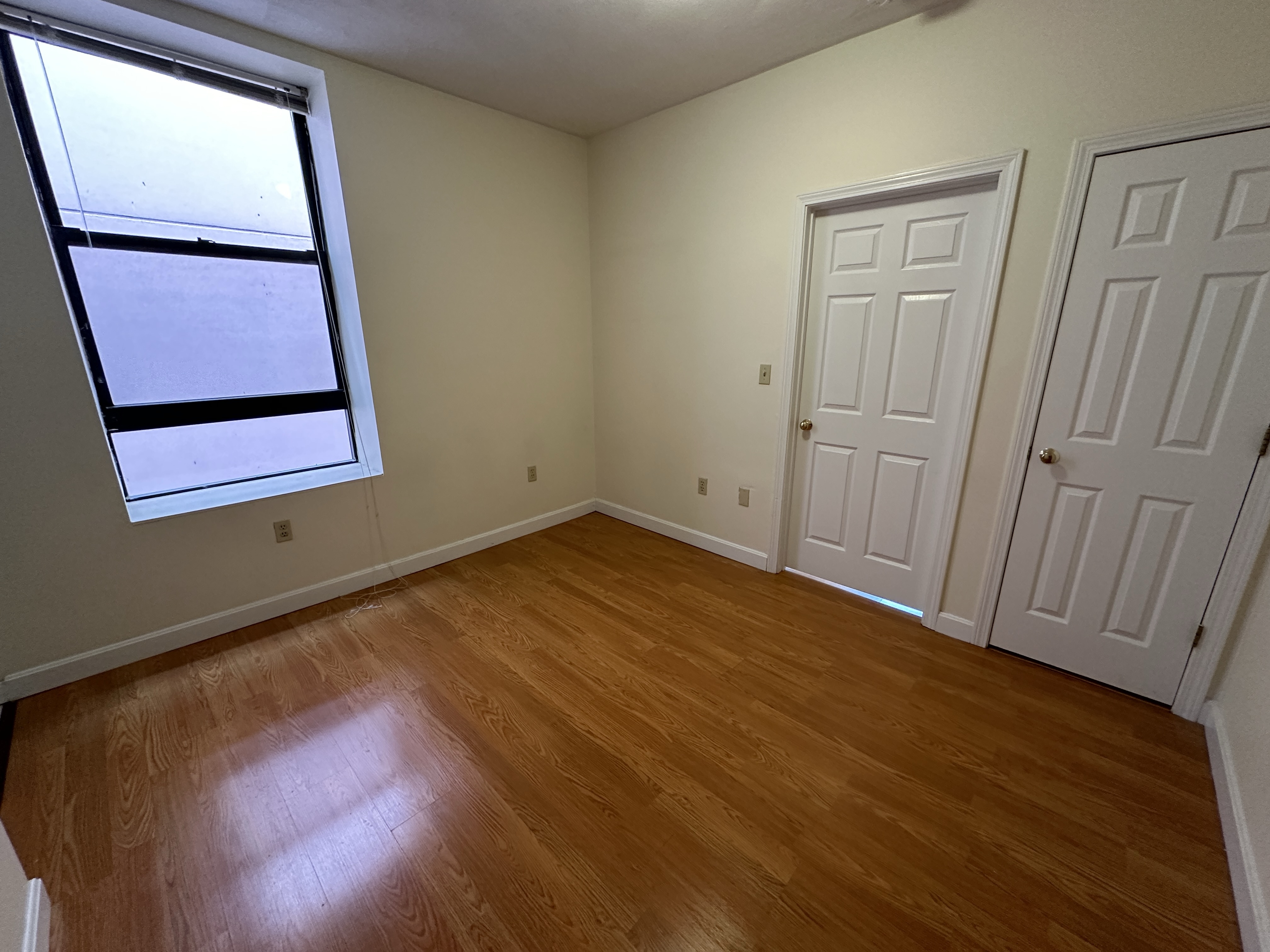 81 Essex St, Chinatown