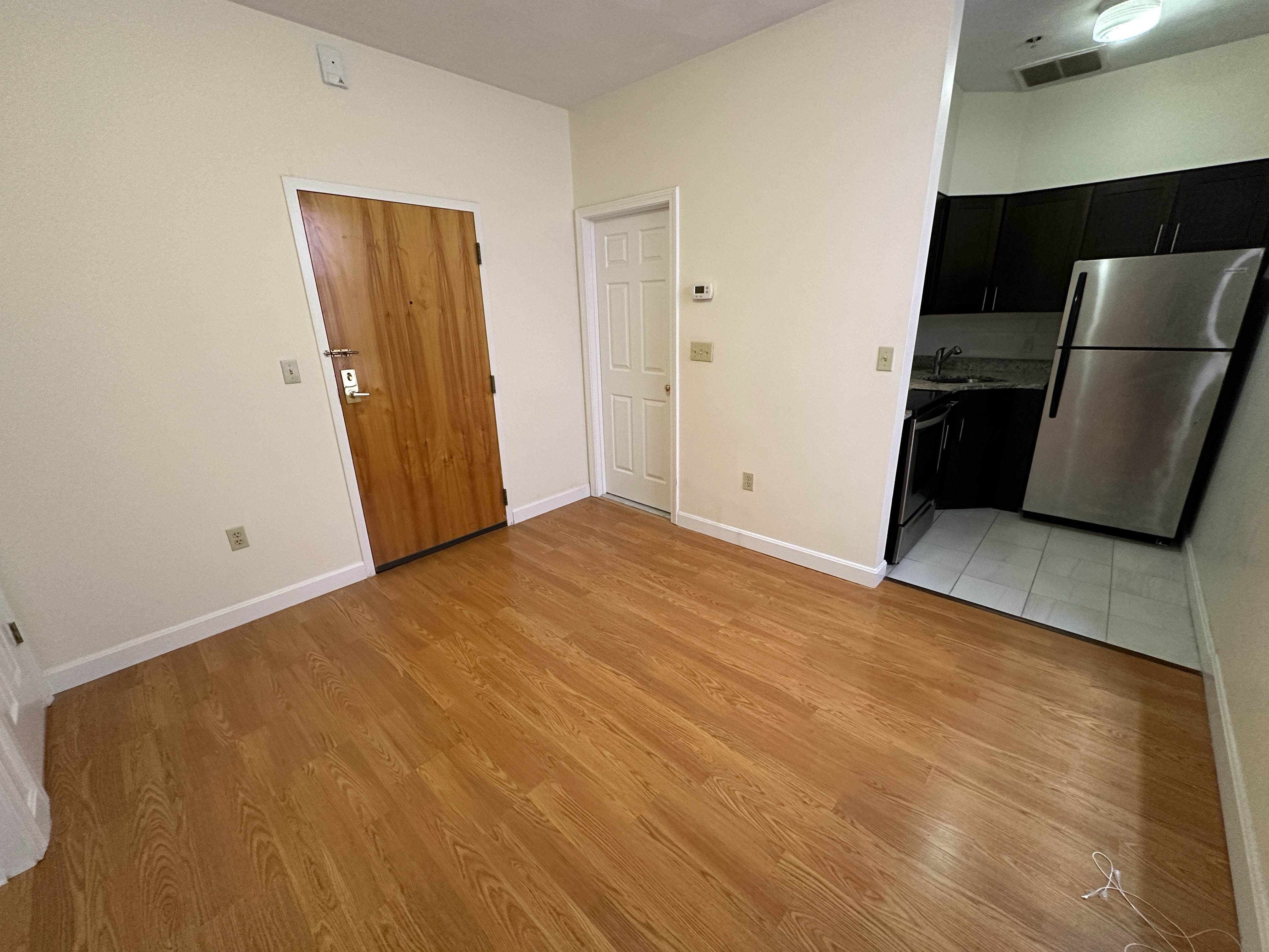 81 Essex St, Chinatown