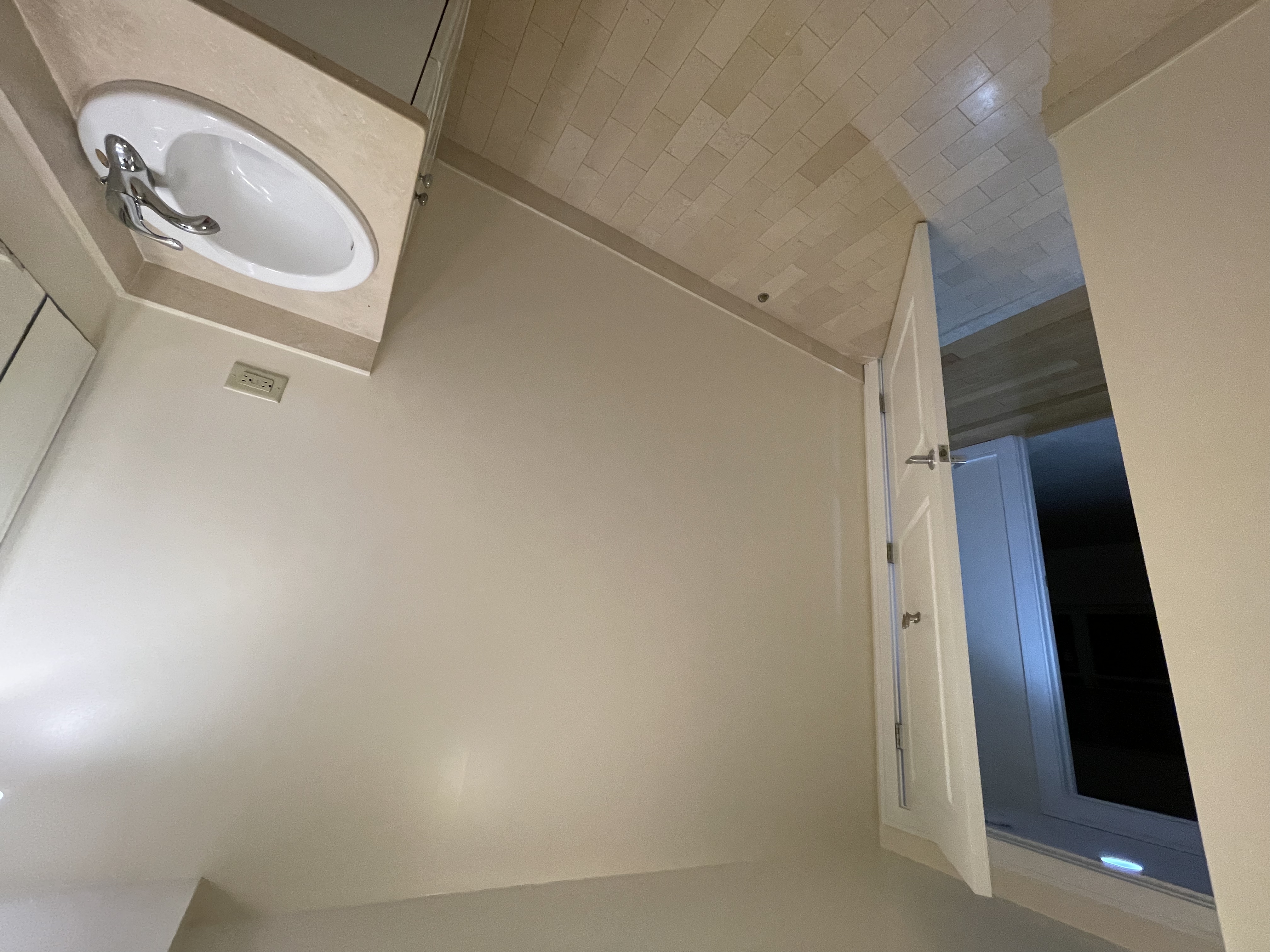 77 Marion St, Coolidge Corner