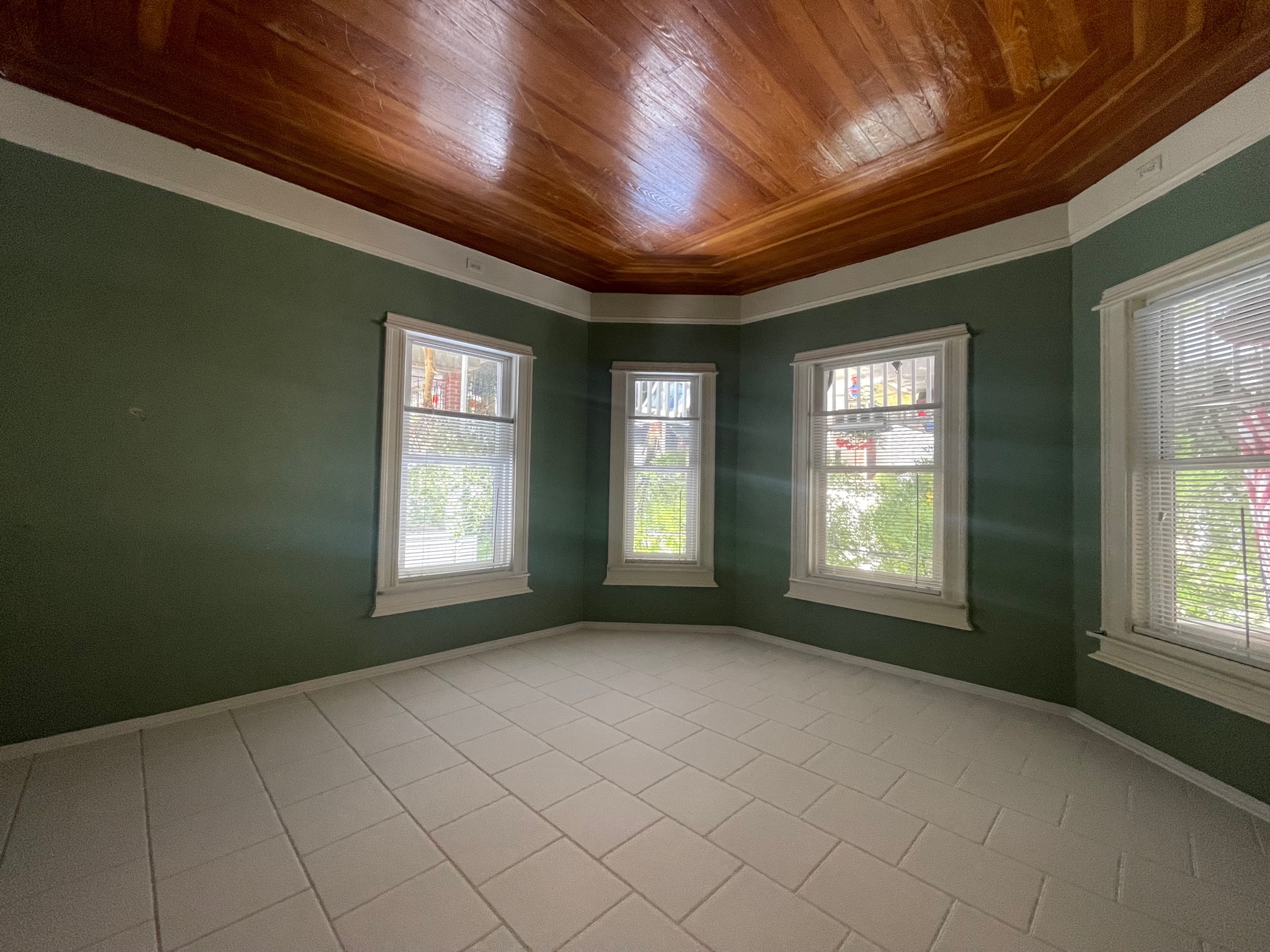 4 Ossipee Rd, Davis Square