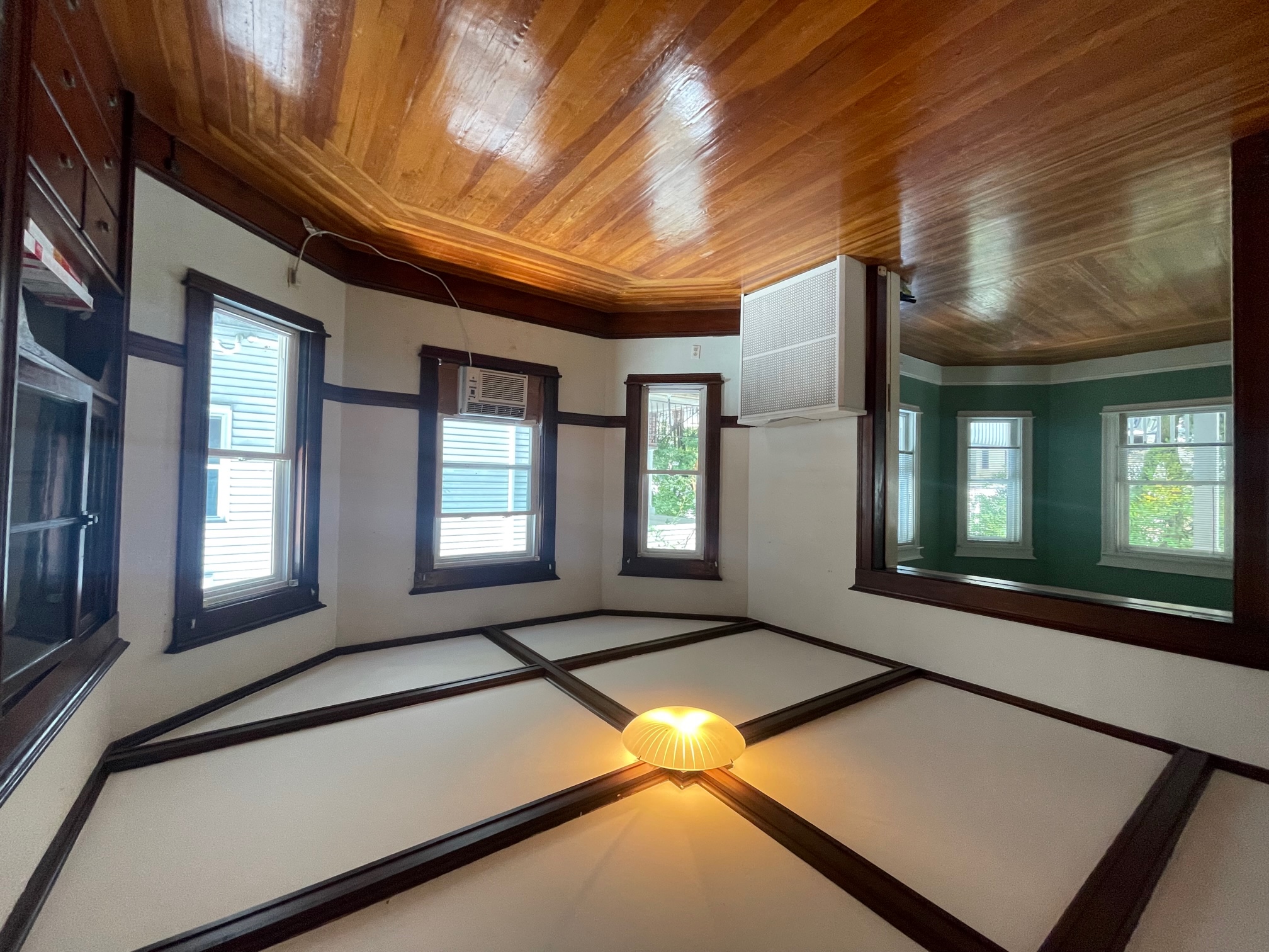 4 Ossipee Rd, Davis Square