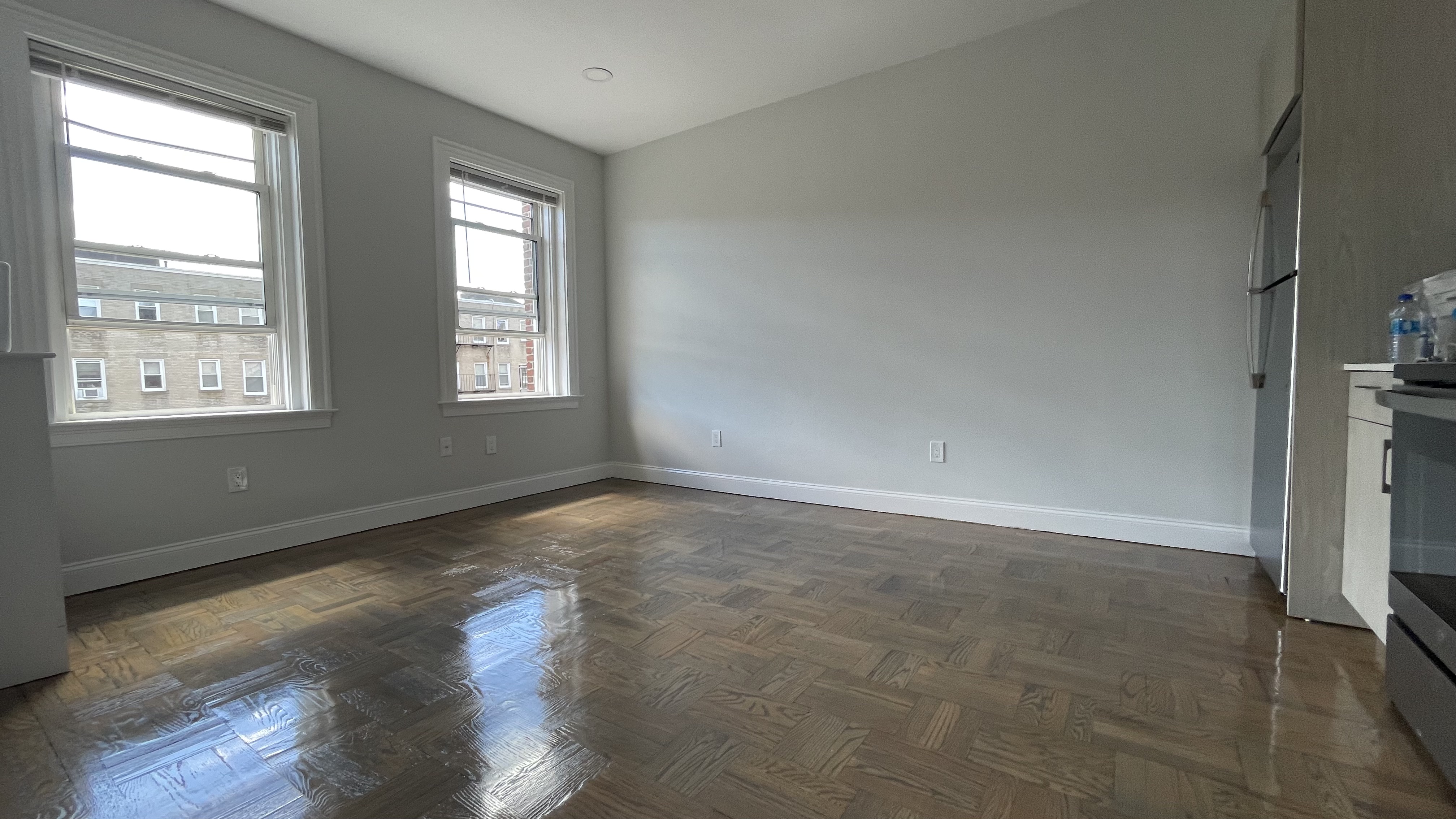 32 Queensberry St, Fenway