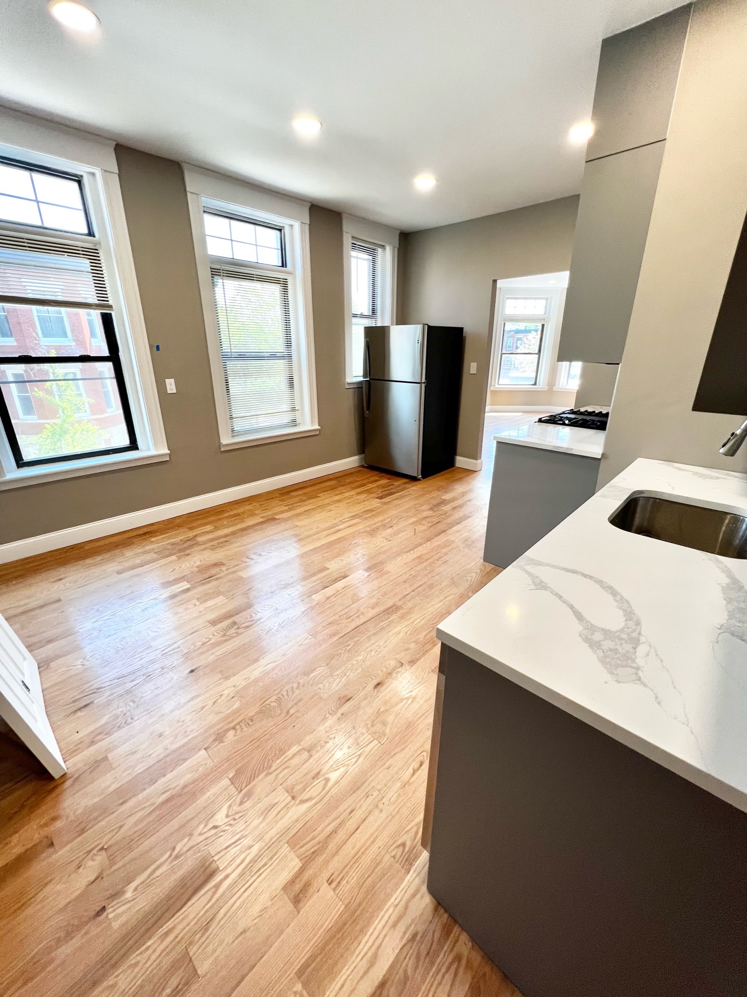 1914 Beacon St, Brighton