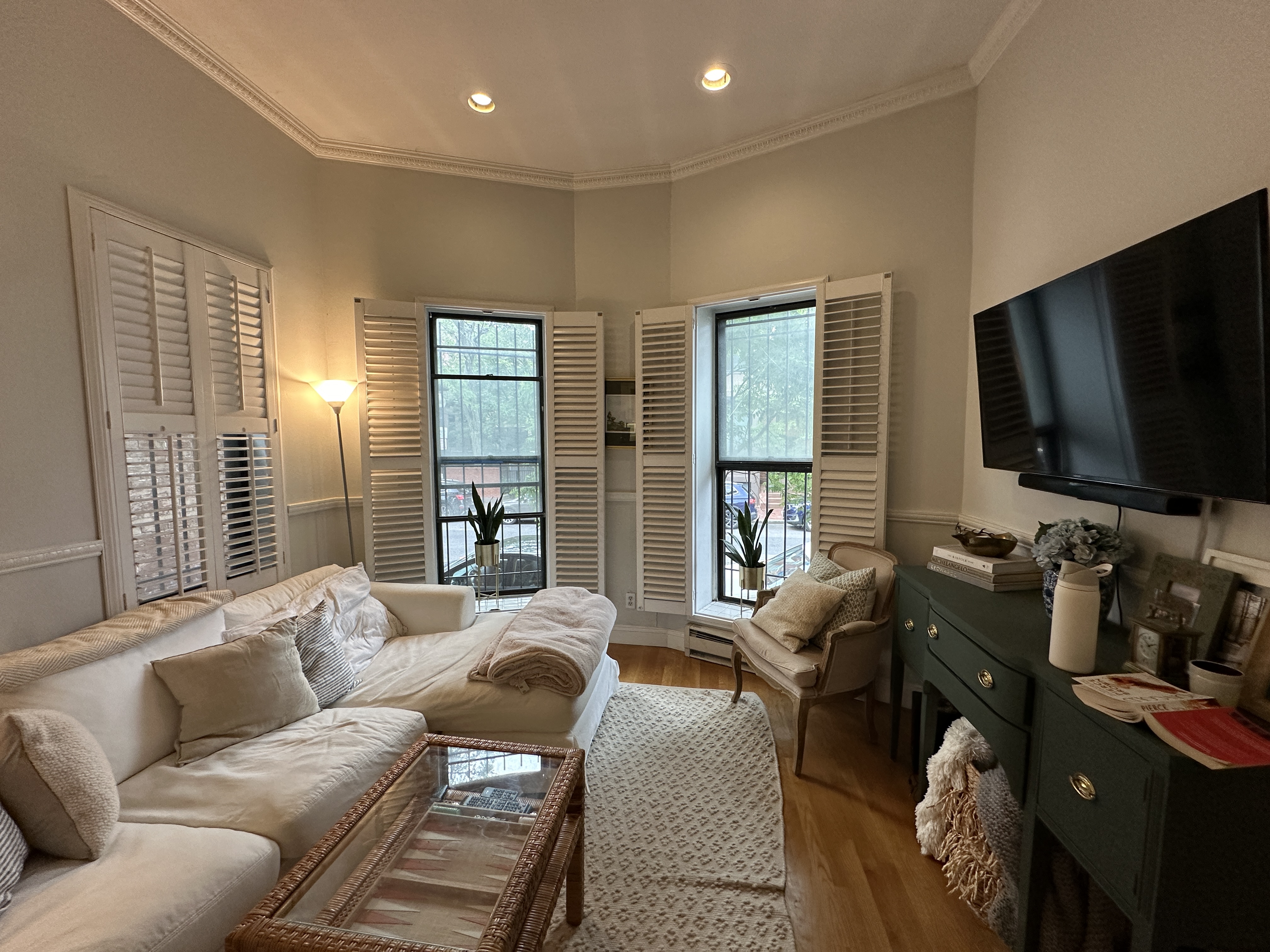 520 Shawmut Ave, South End