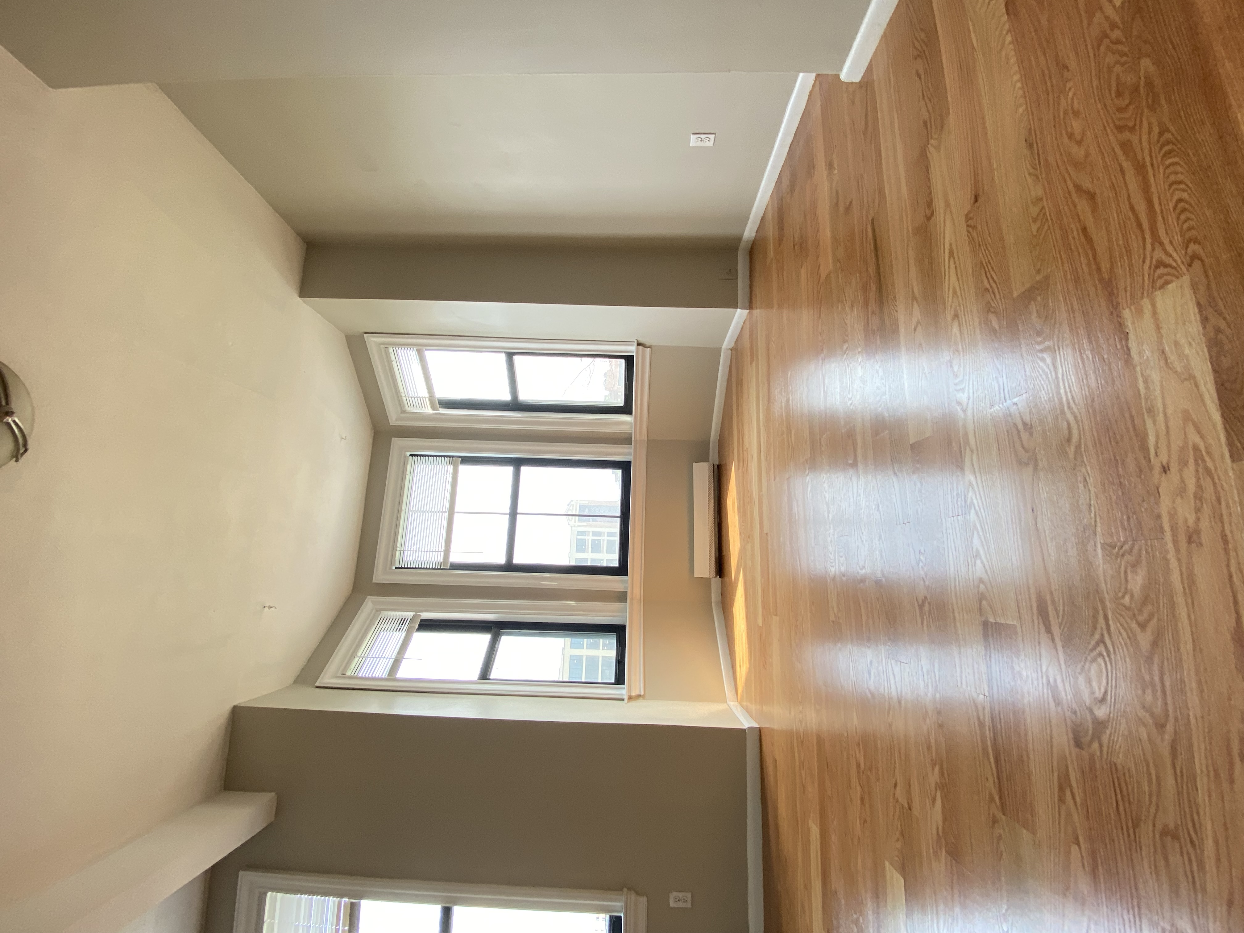 23 Cortes St, Back Bay