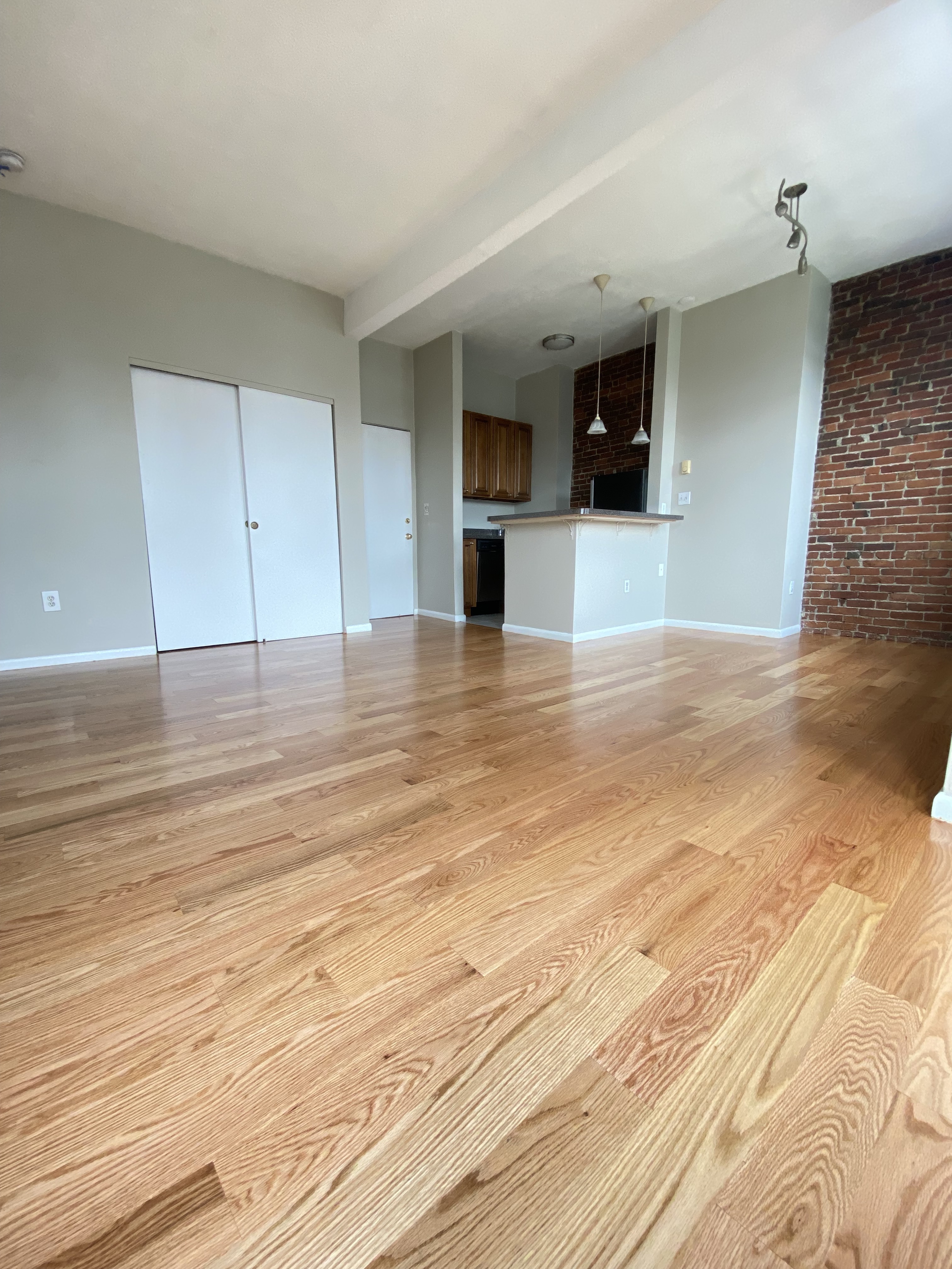 23 Cortes St, Back Bay