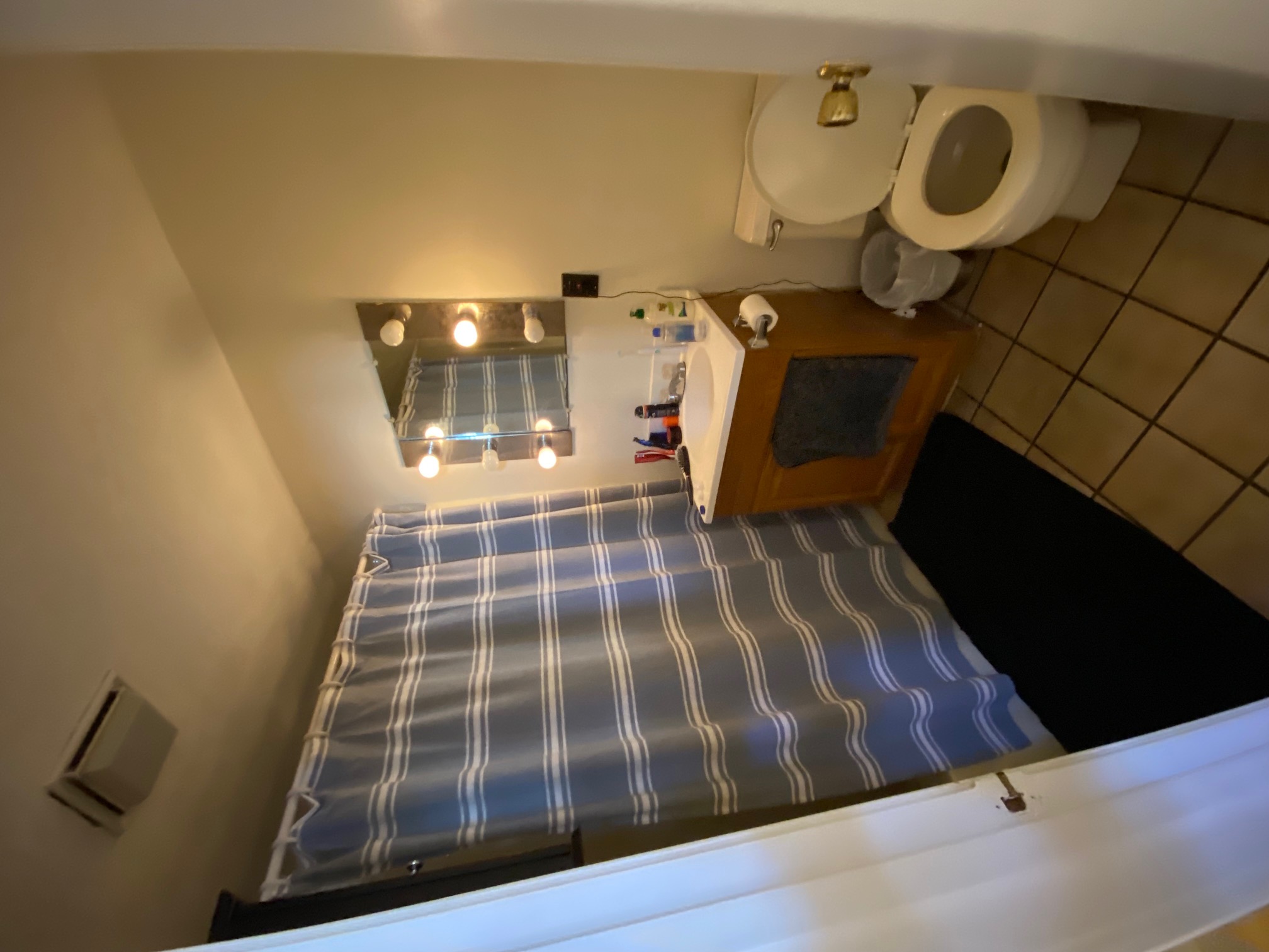 10 Winter St, East Cambridge