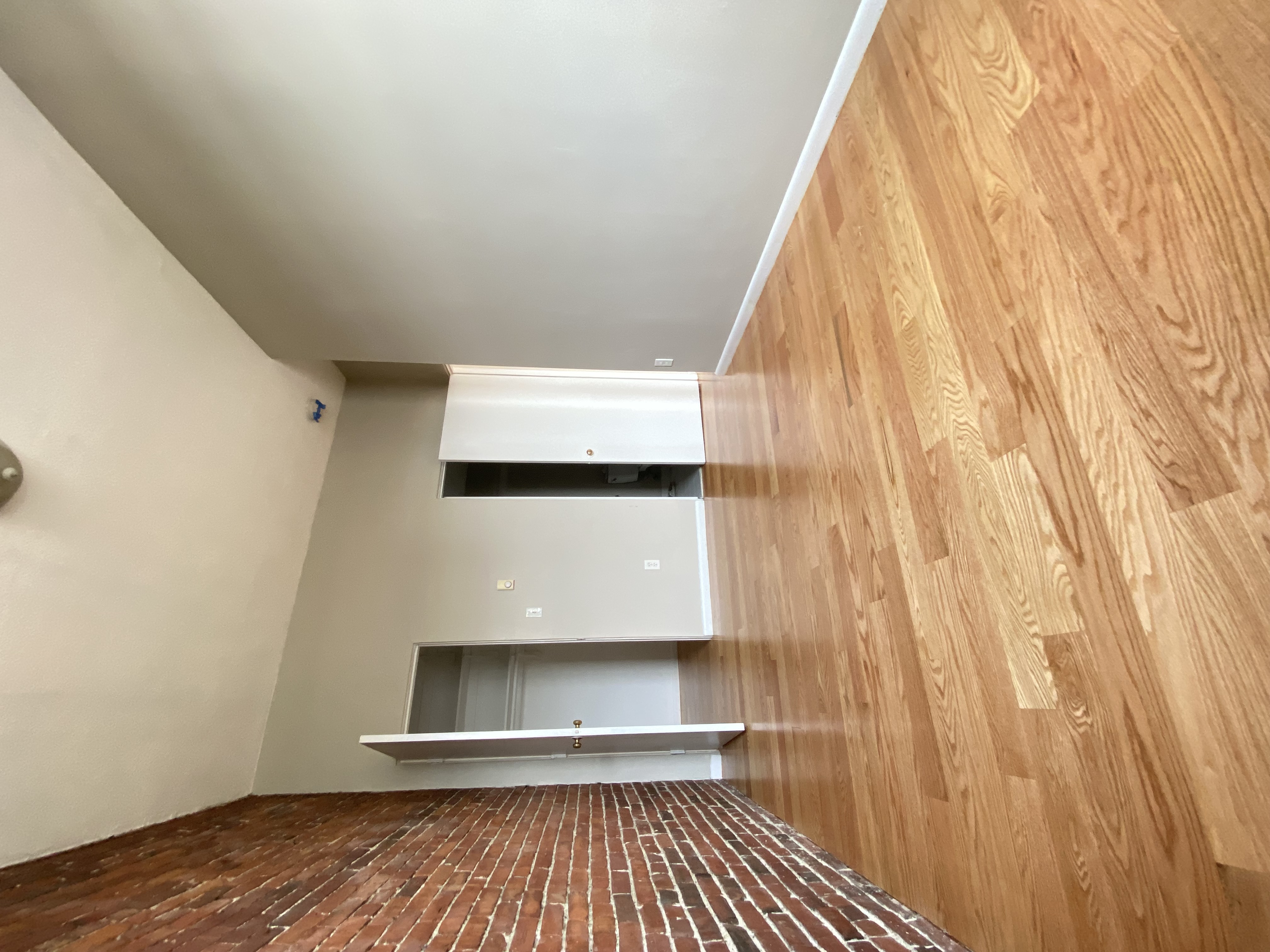 23 Cortes St, Back Bay