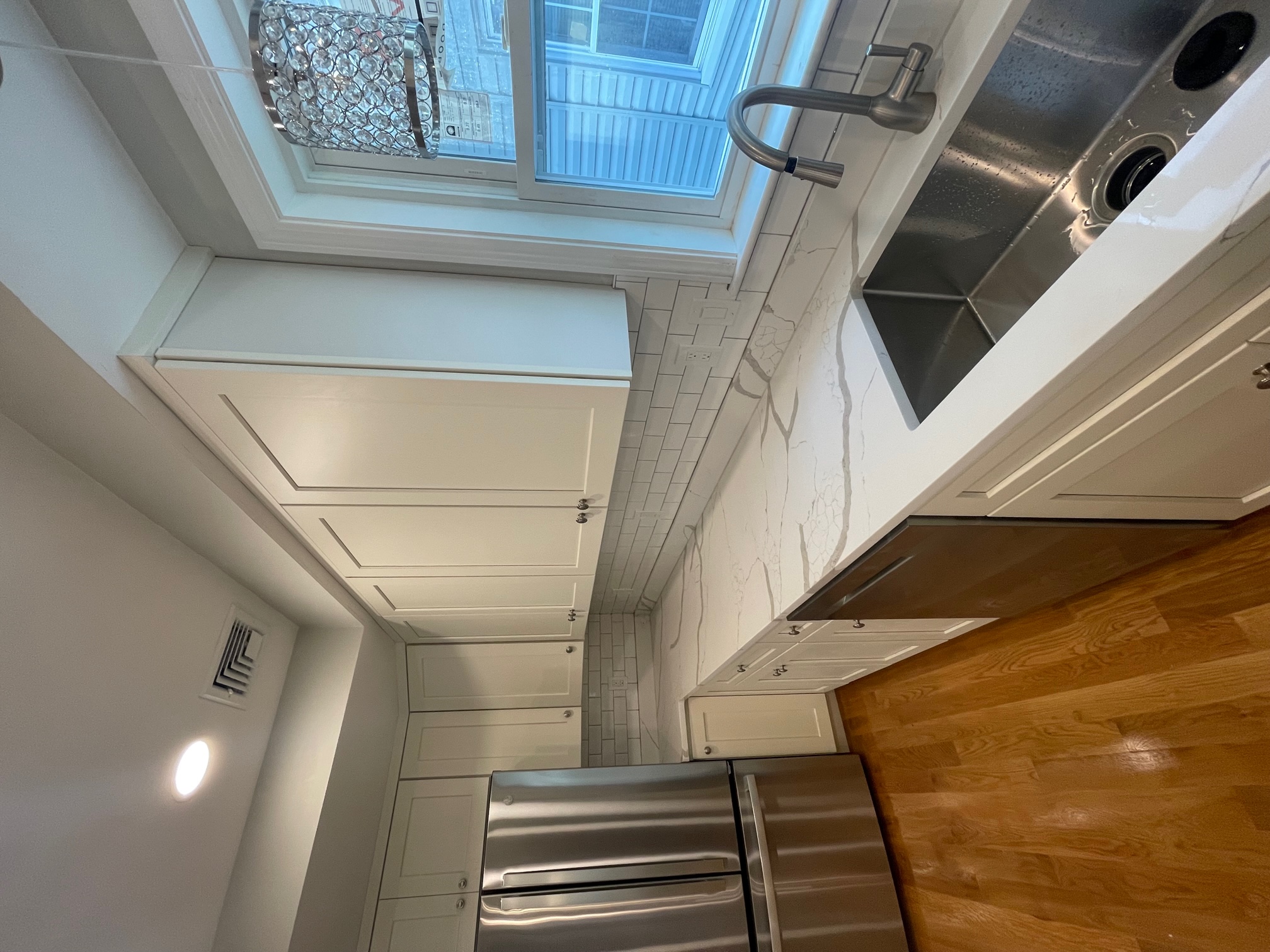 22 Glendale Ave, Davis Square