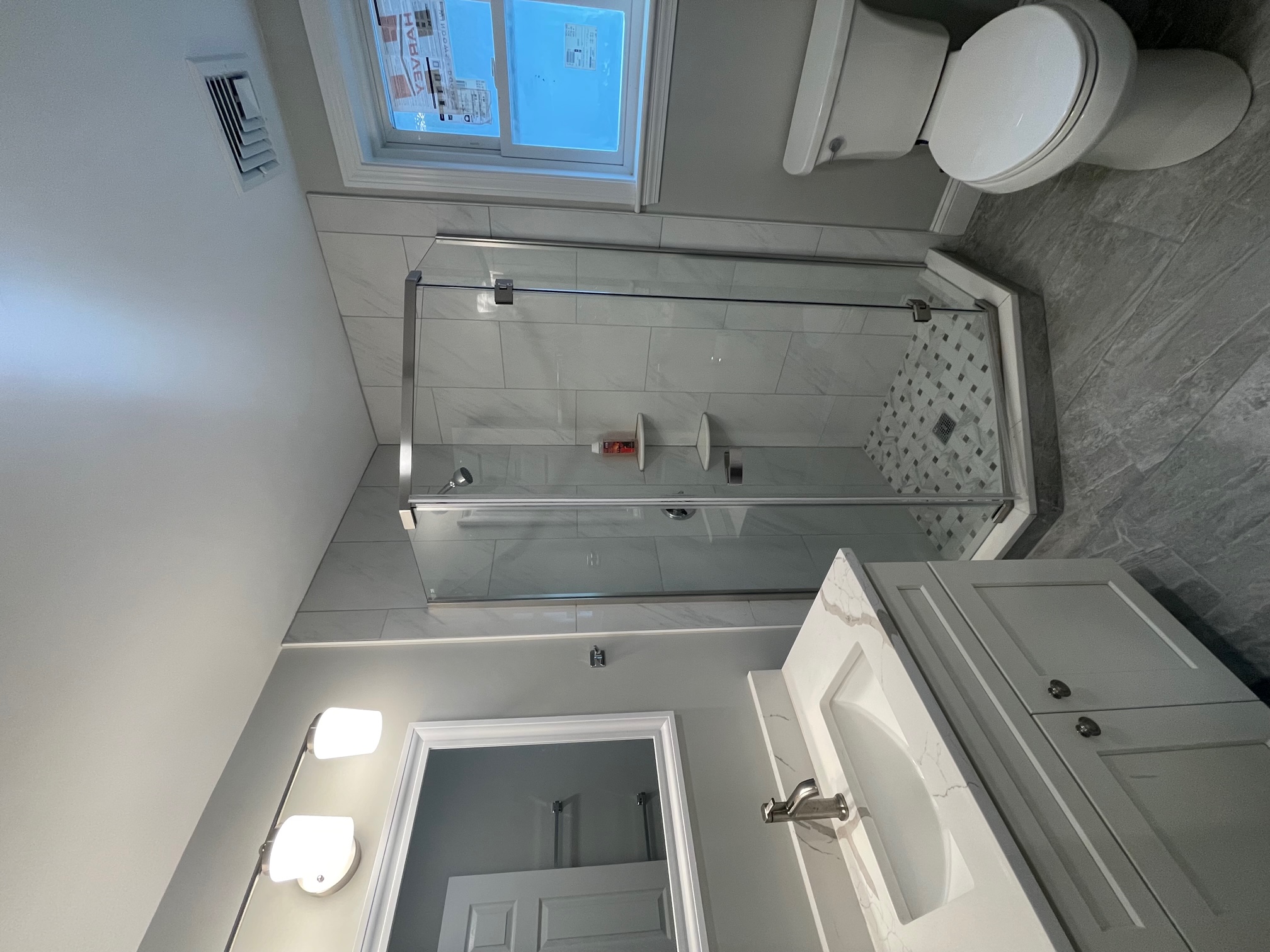 22 Glendale Ave, Davis Square