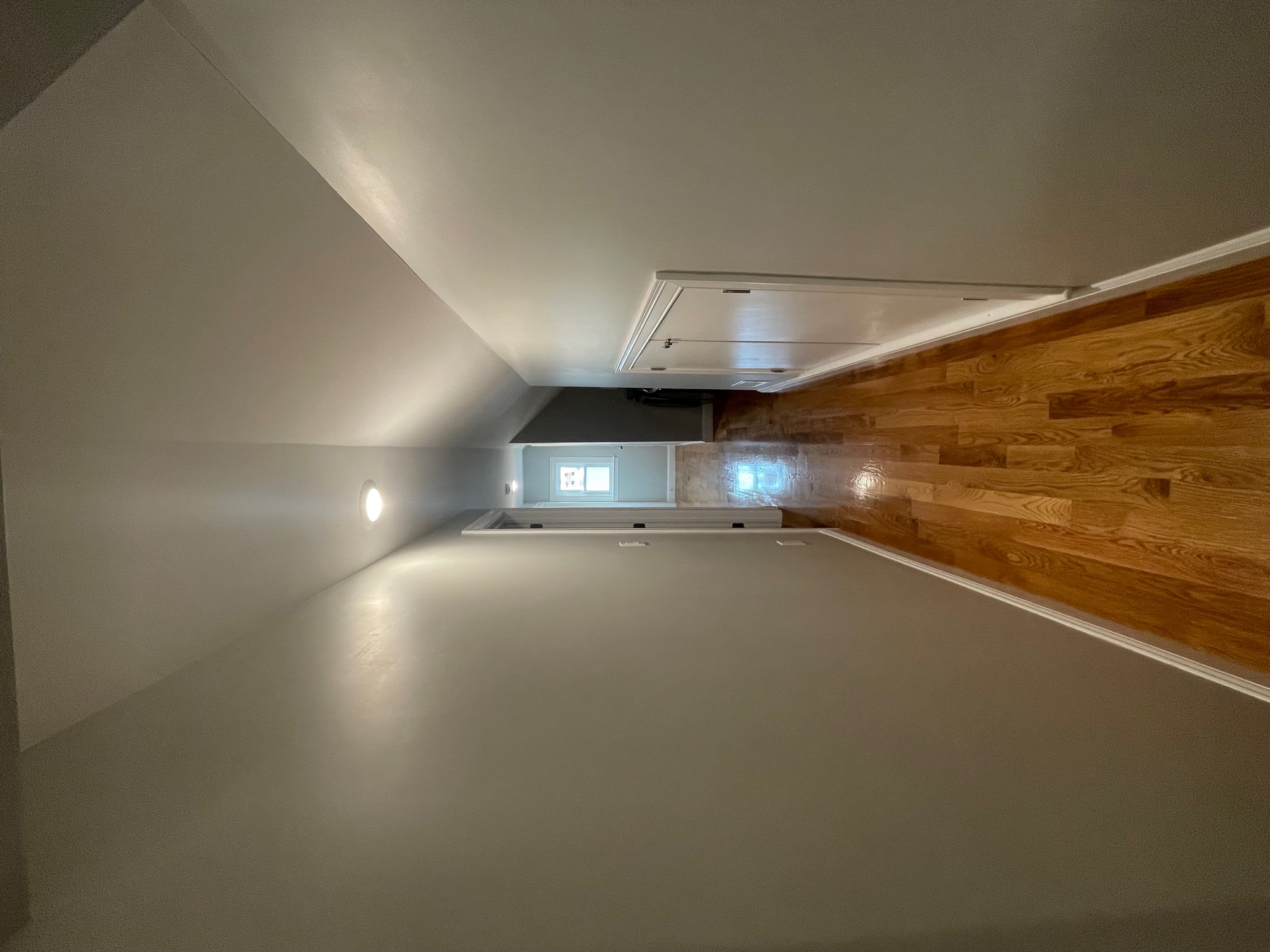 22 Glendale Ave, Davis Square