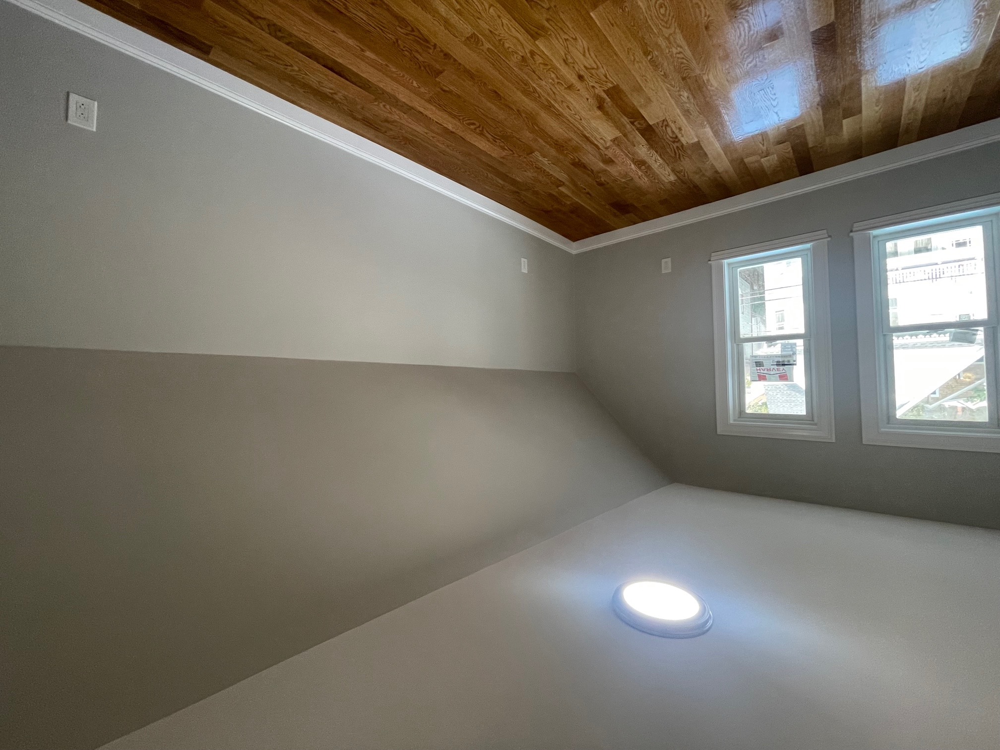 22 Glendale Ave, Davis Square