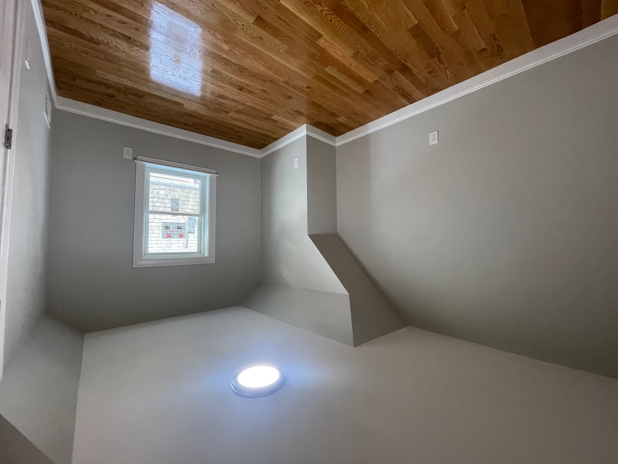 22 Glendale Ave, Davis Square