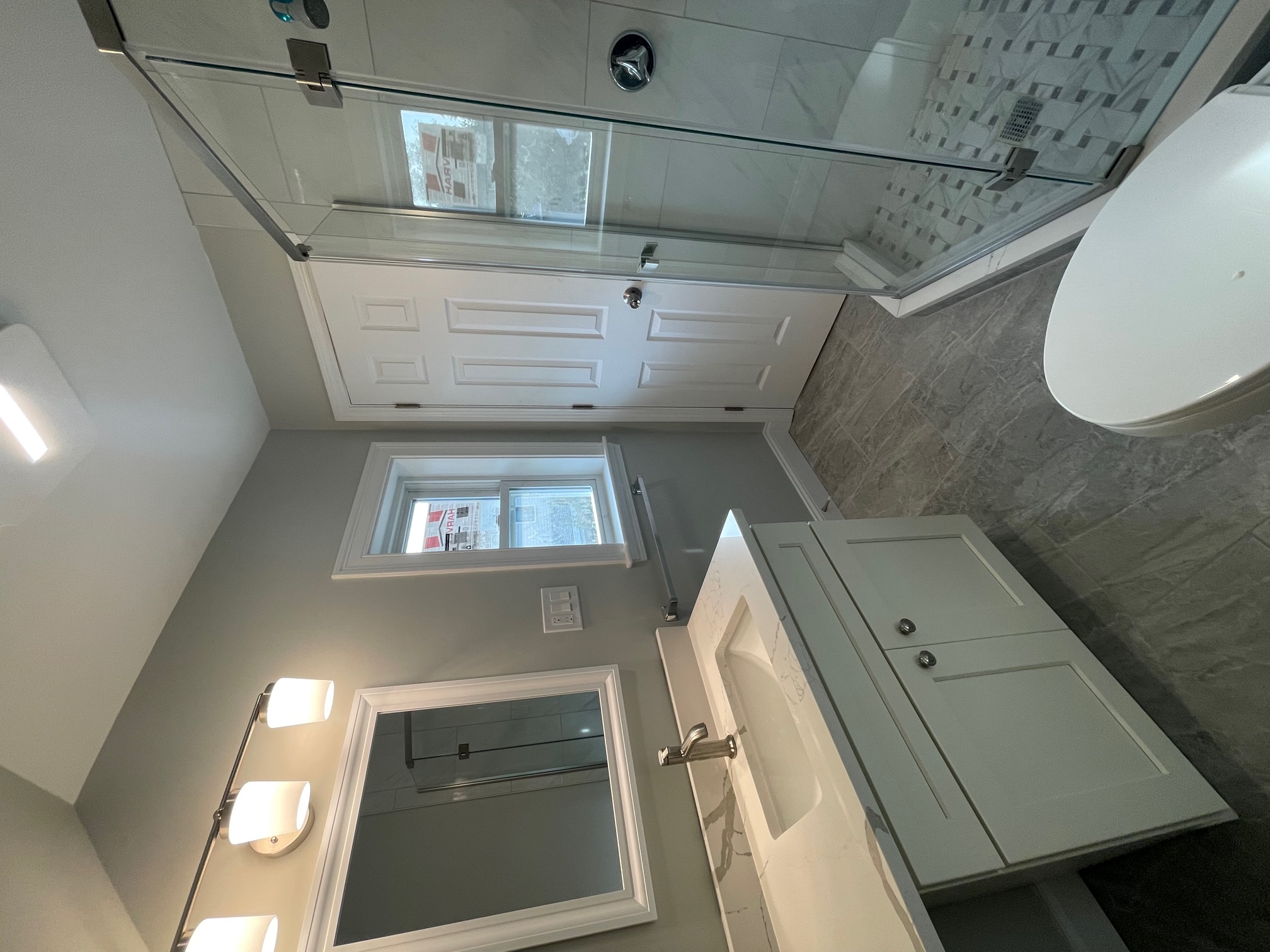 22 Glendale Ave, Davis Square