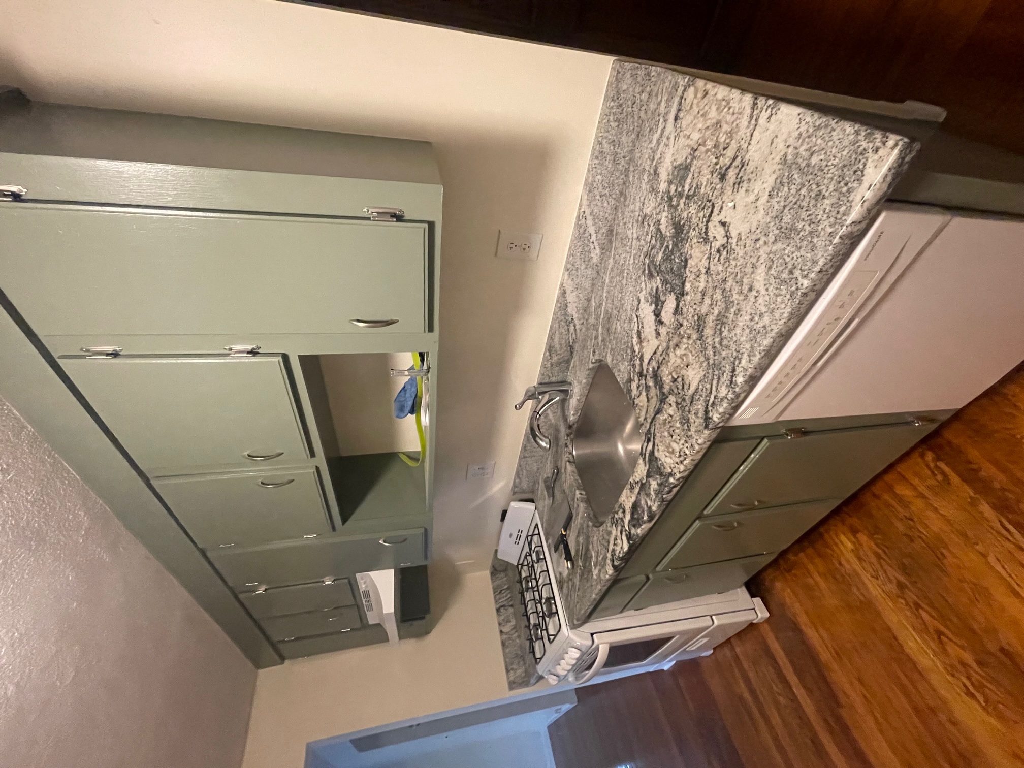 18 Kidder Ave, Davis Square