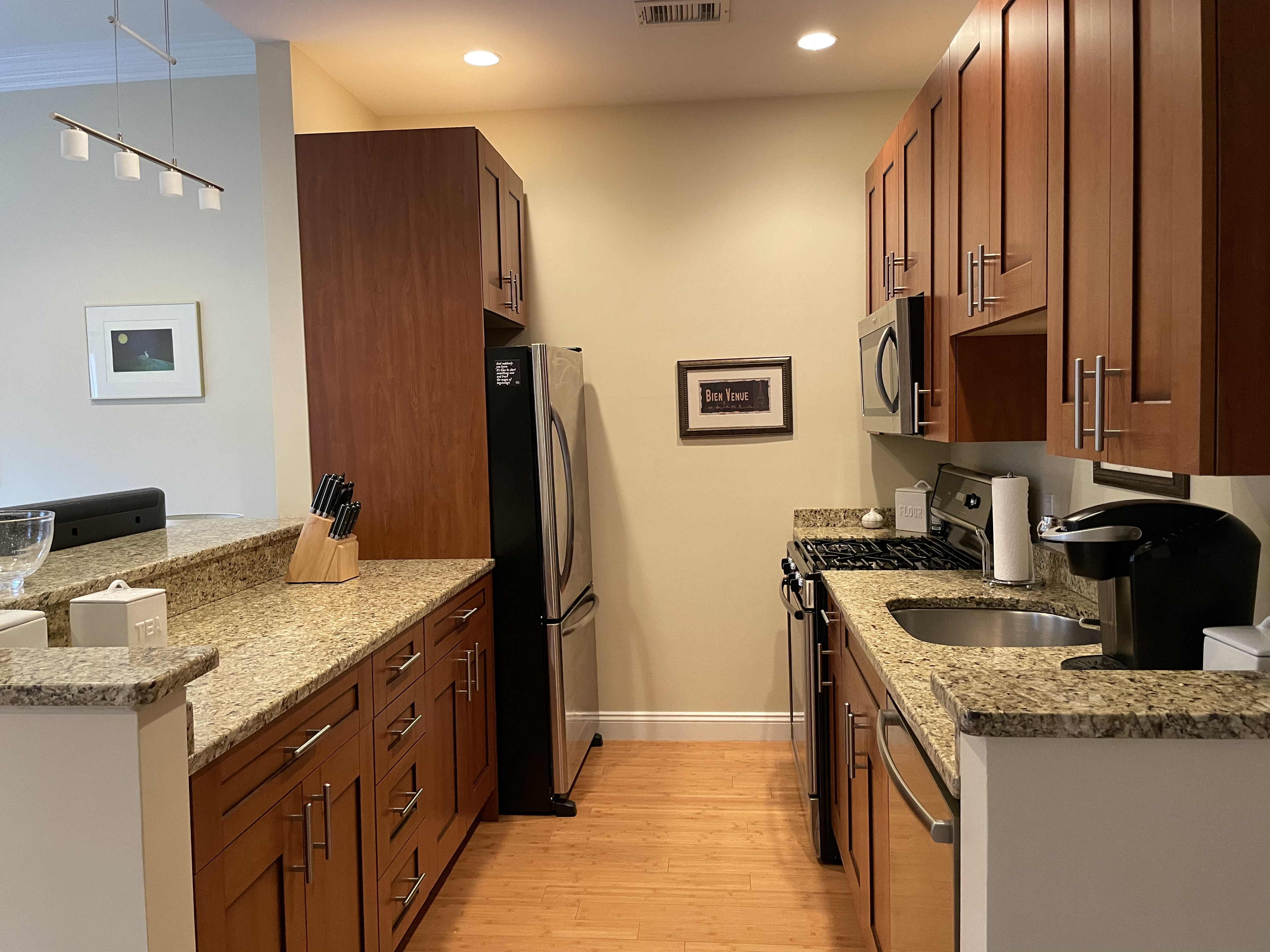 21 Worcester Sq, South End