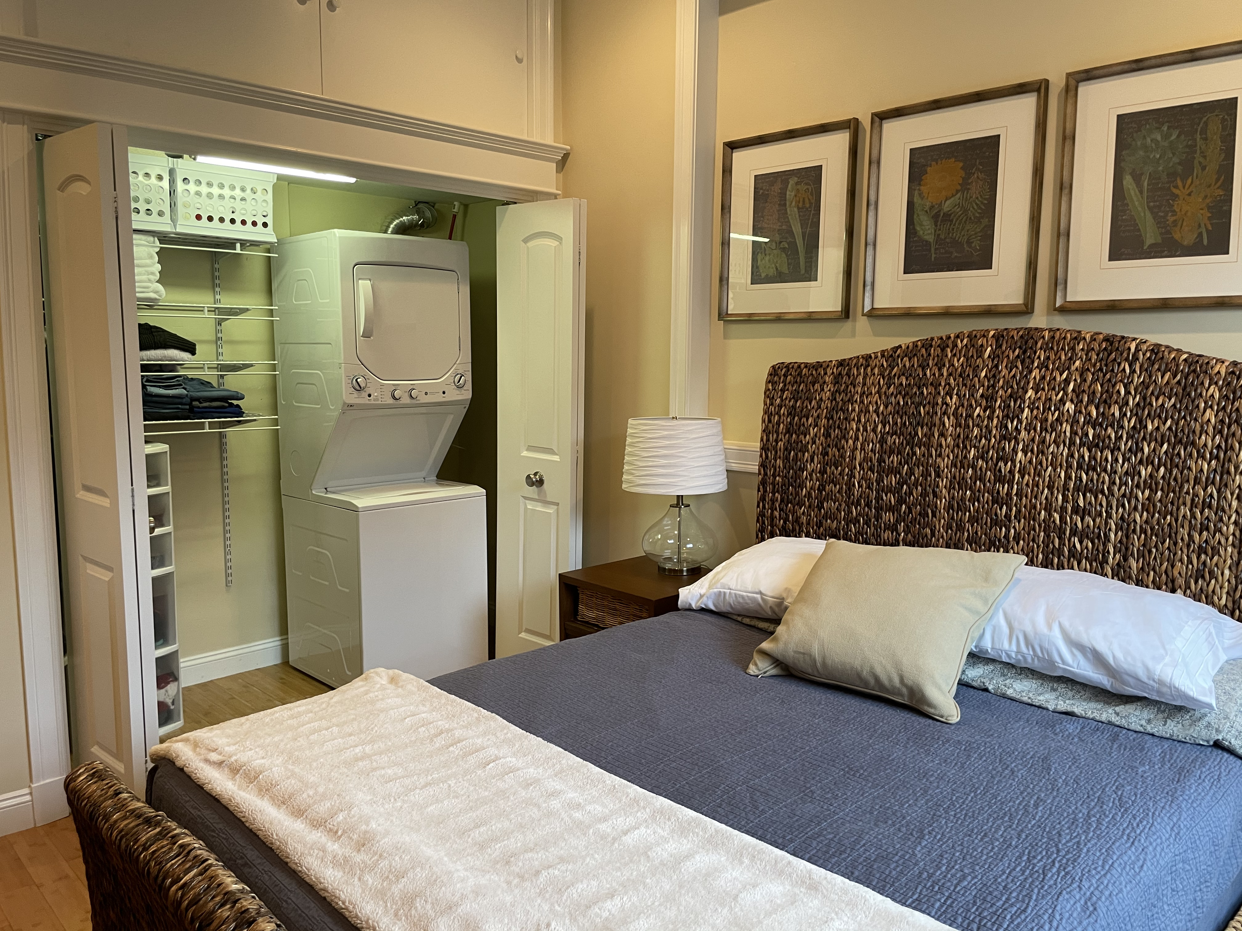 21 Worcester Sq, South End