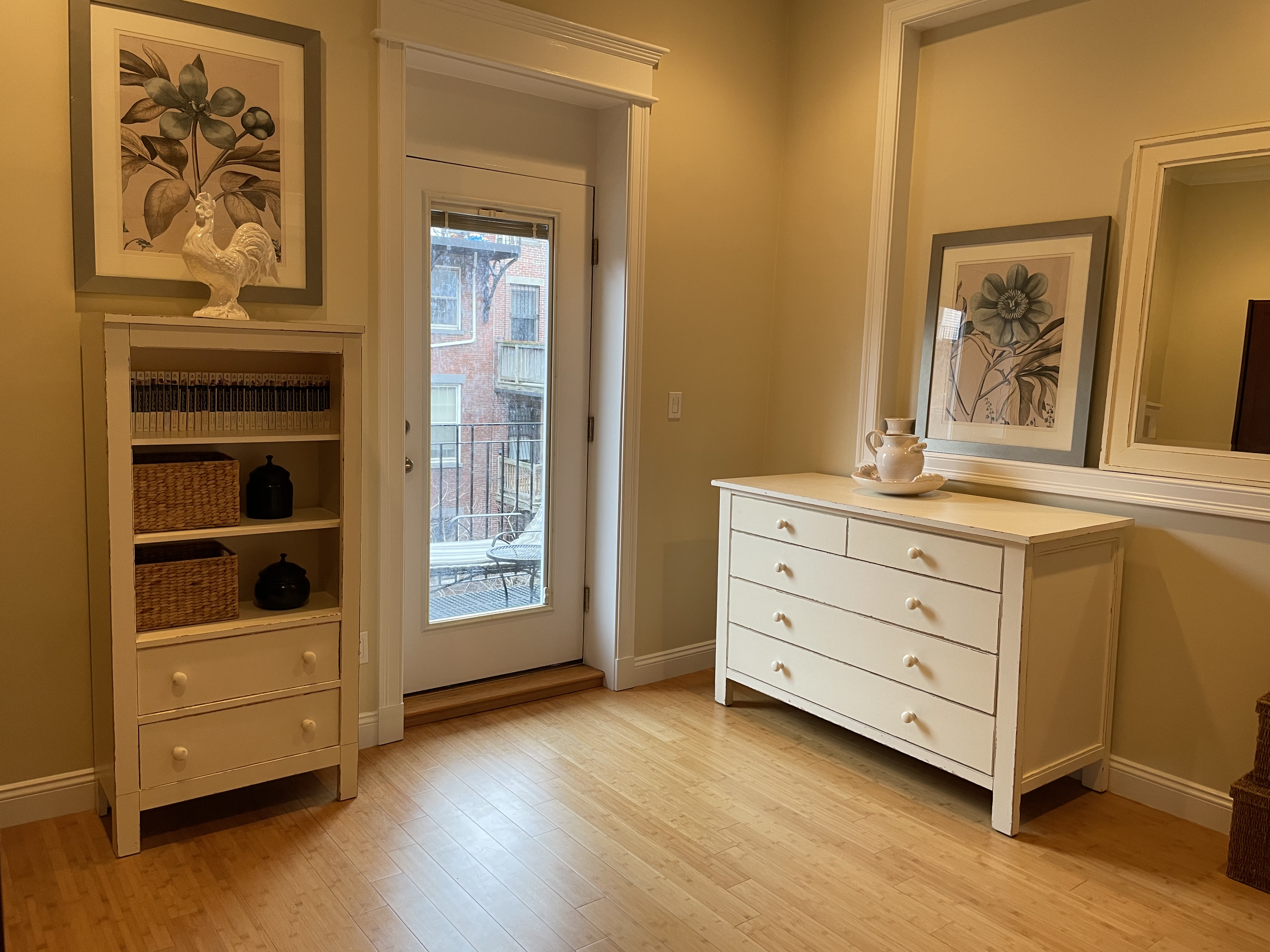 21 Worcester Sq, South End