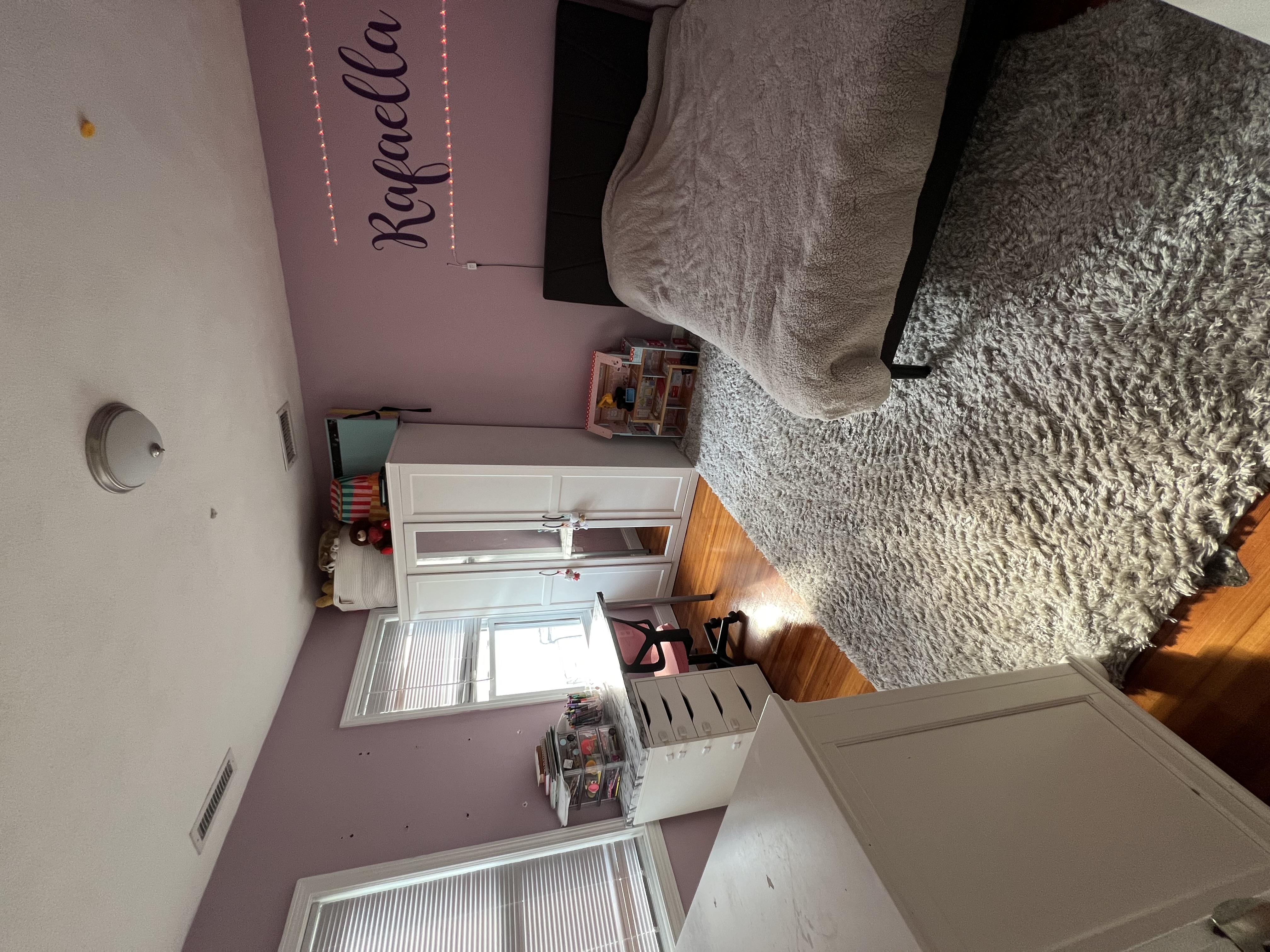 76 Green St, Watertown