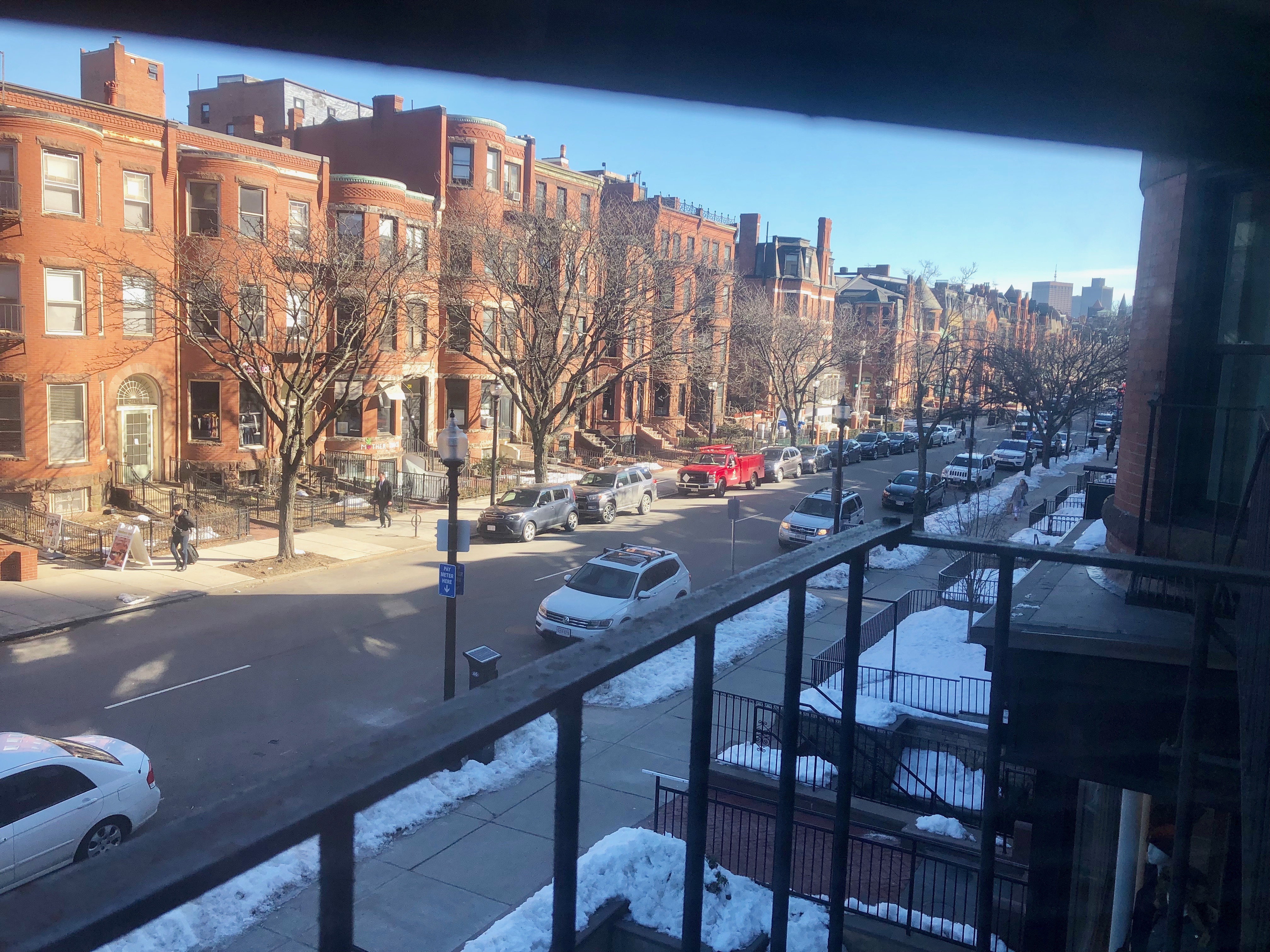 306 Newbury St, Back Bay