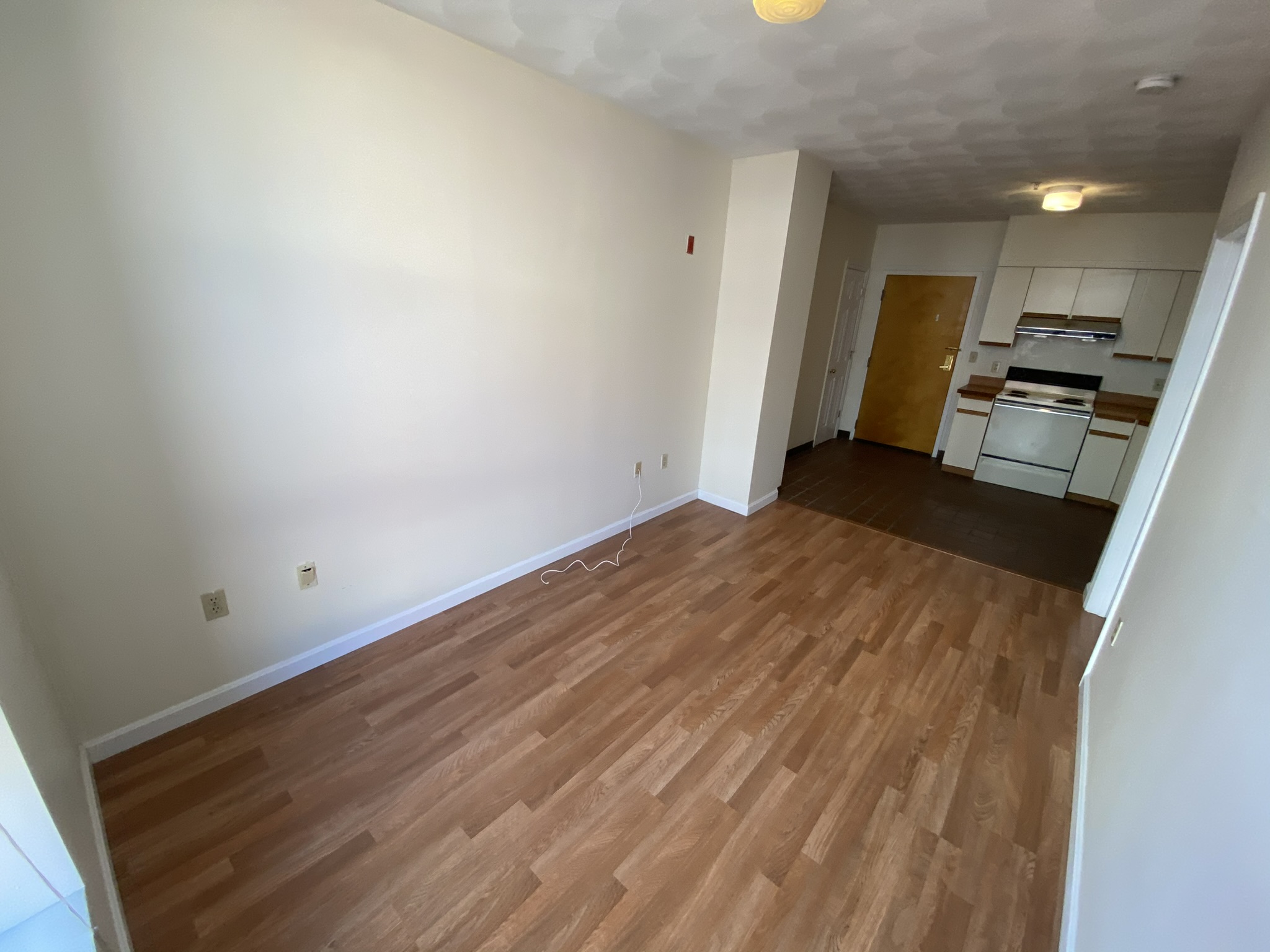 81 Essex St, Chinatown