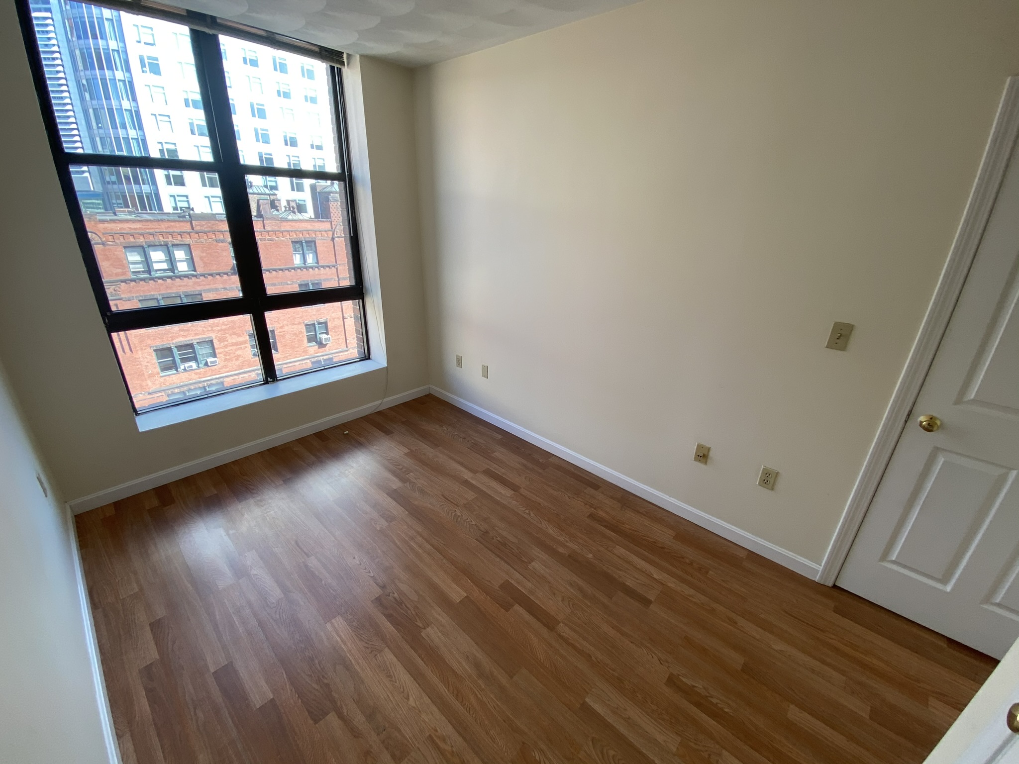 81 Essex St, Chinatown