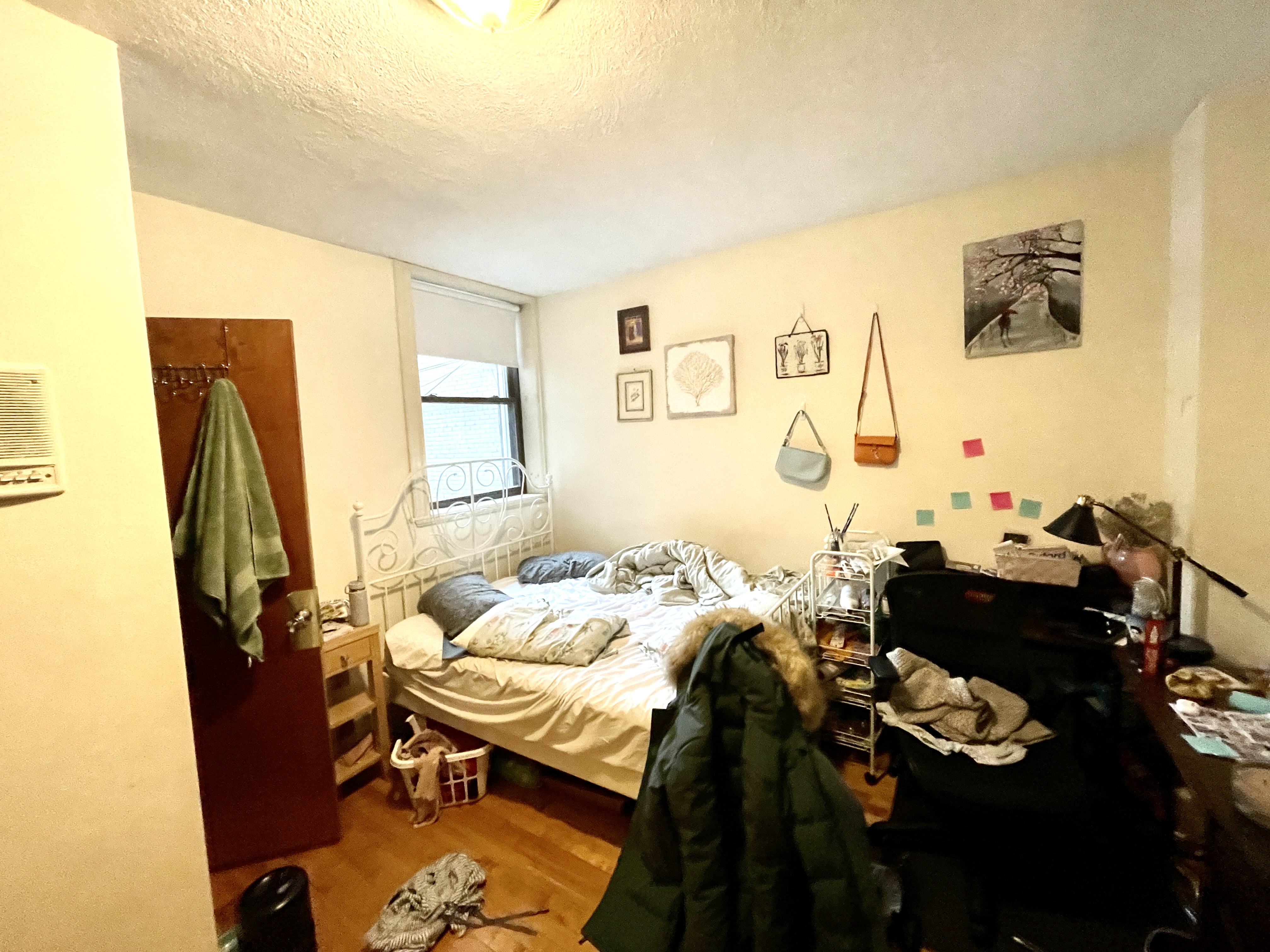 12 Dean Rd, Chestnut Hill