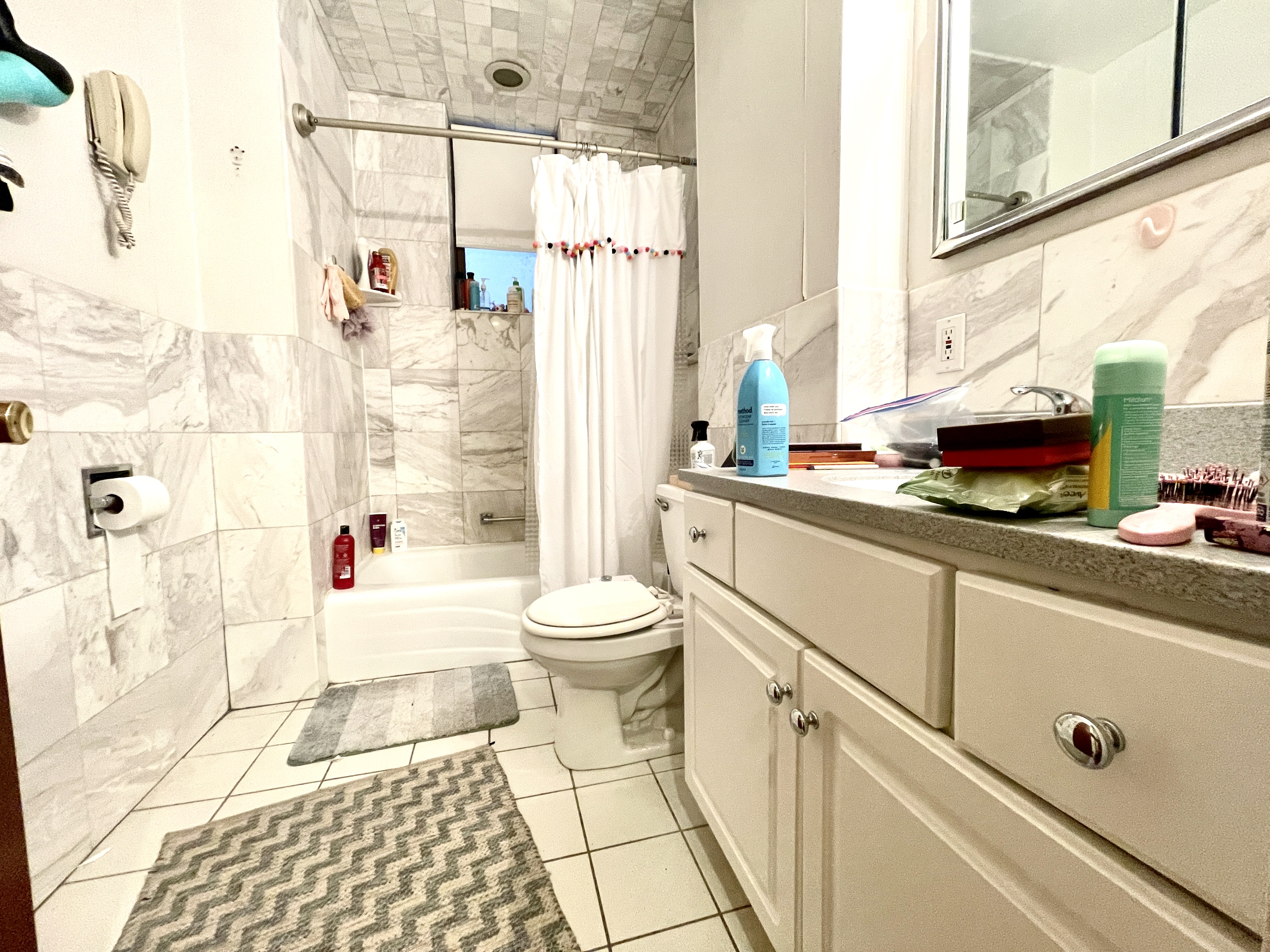 12 Dean Rd, Chestnut Hill