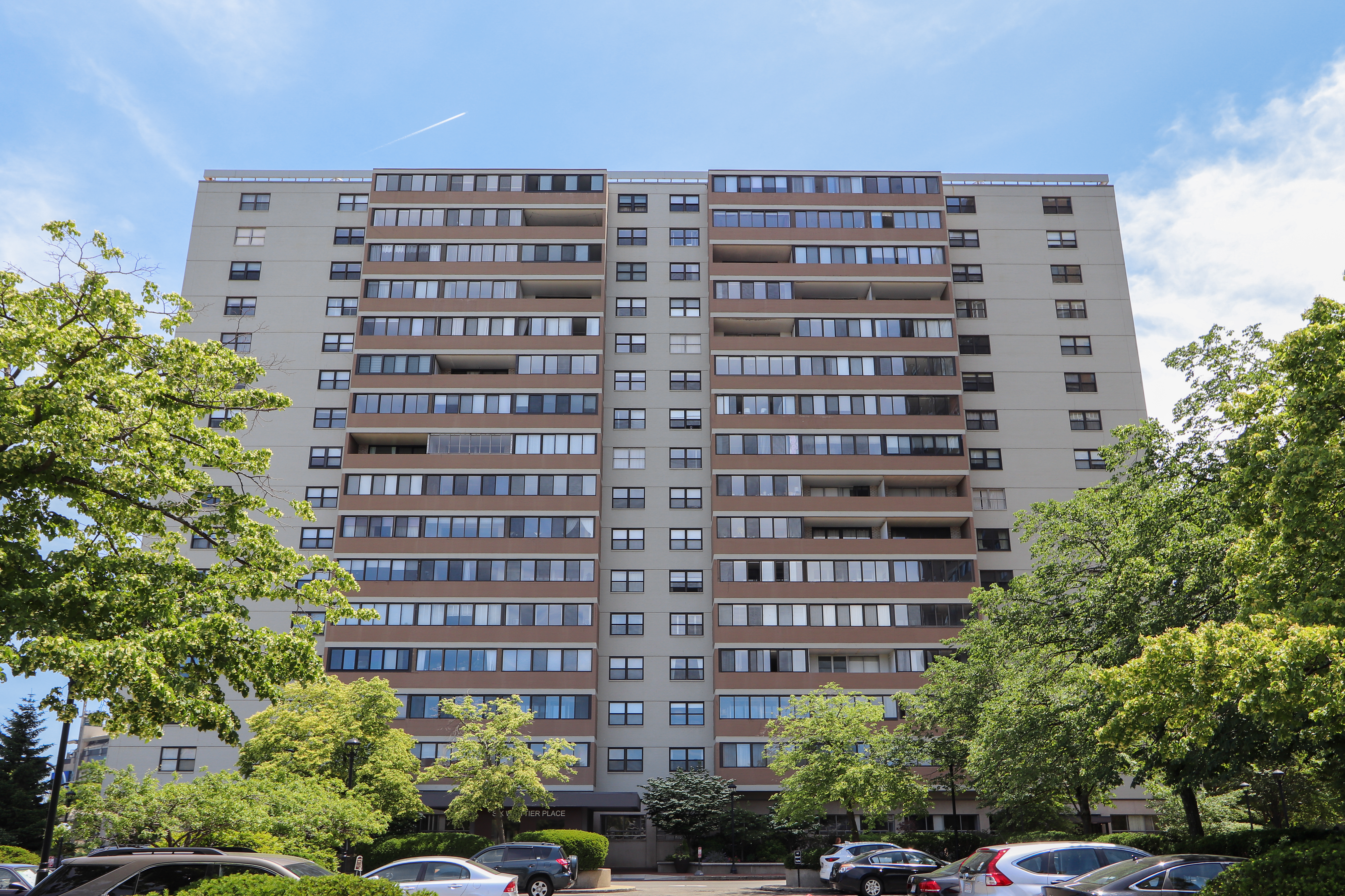 6 Whittier Pl, West End