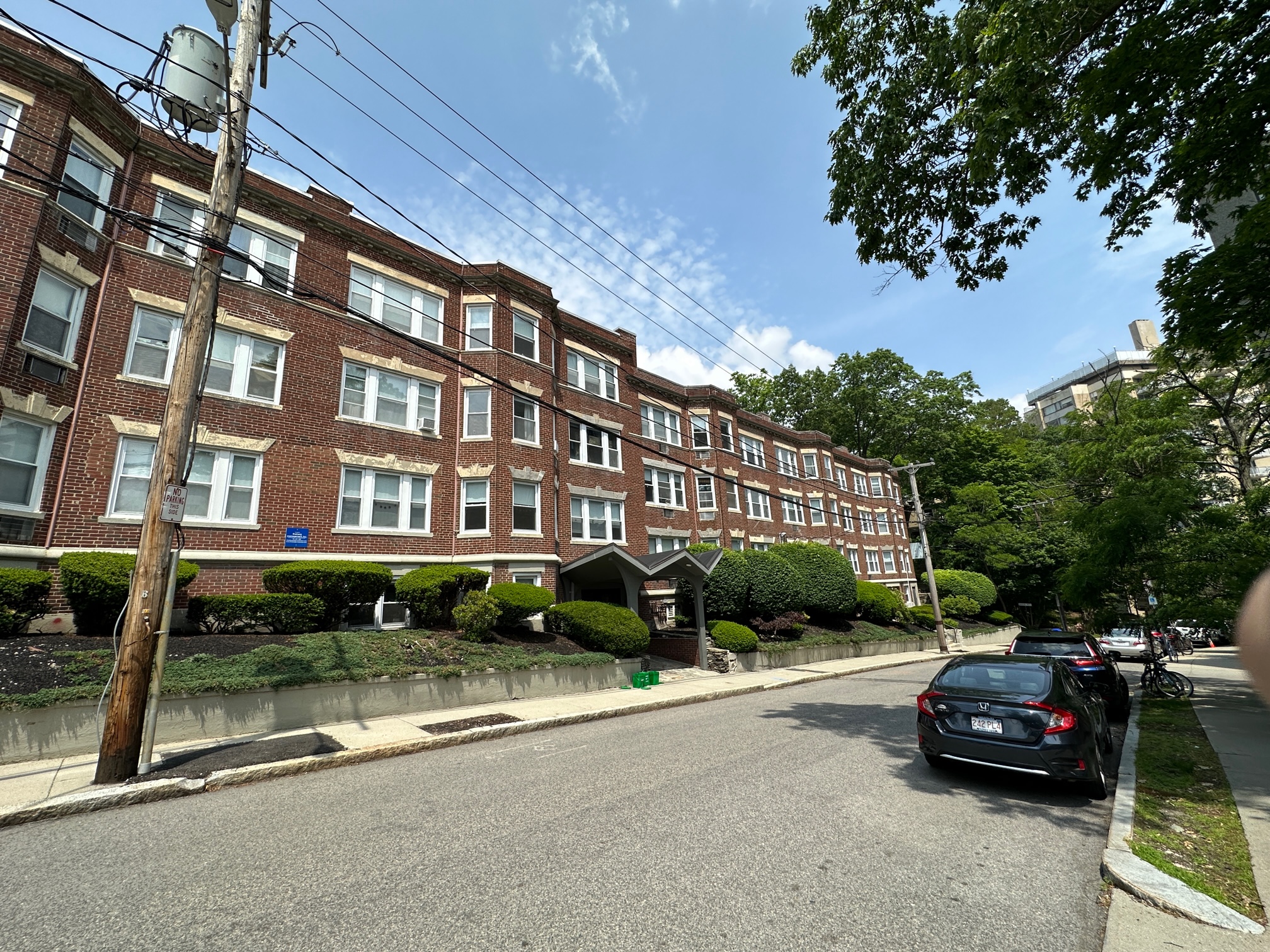 33 Lancaster Ter, Corey Hill