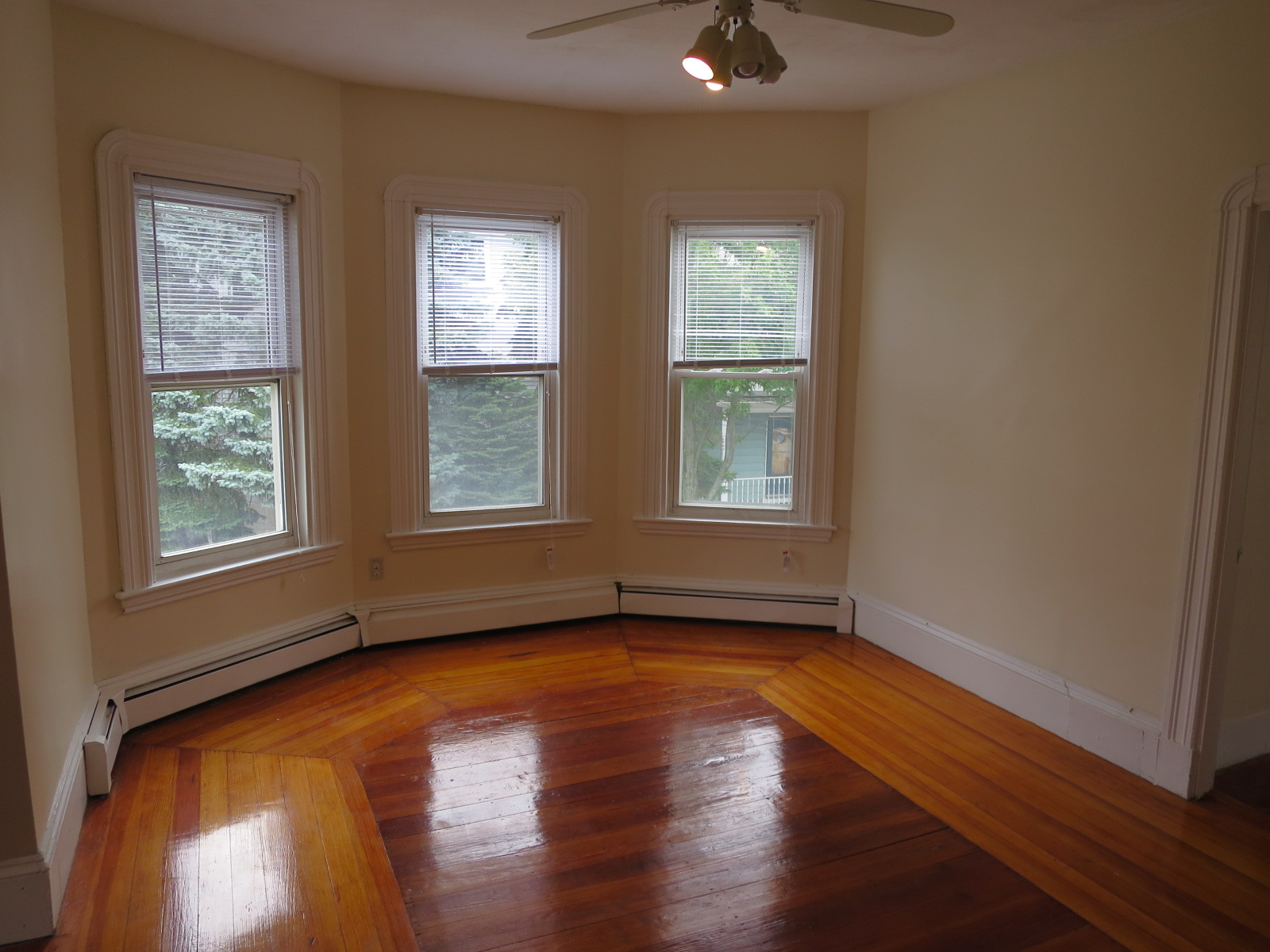 454 Broadway, Winter Hill