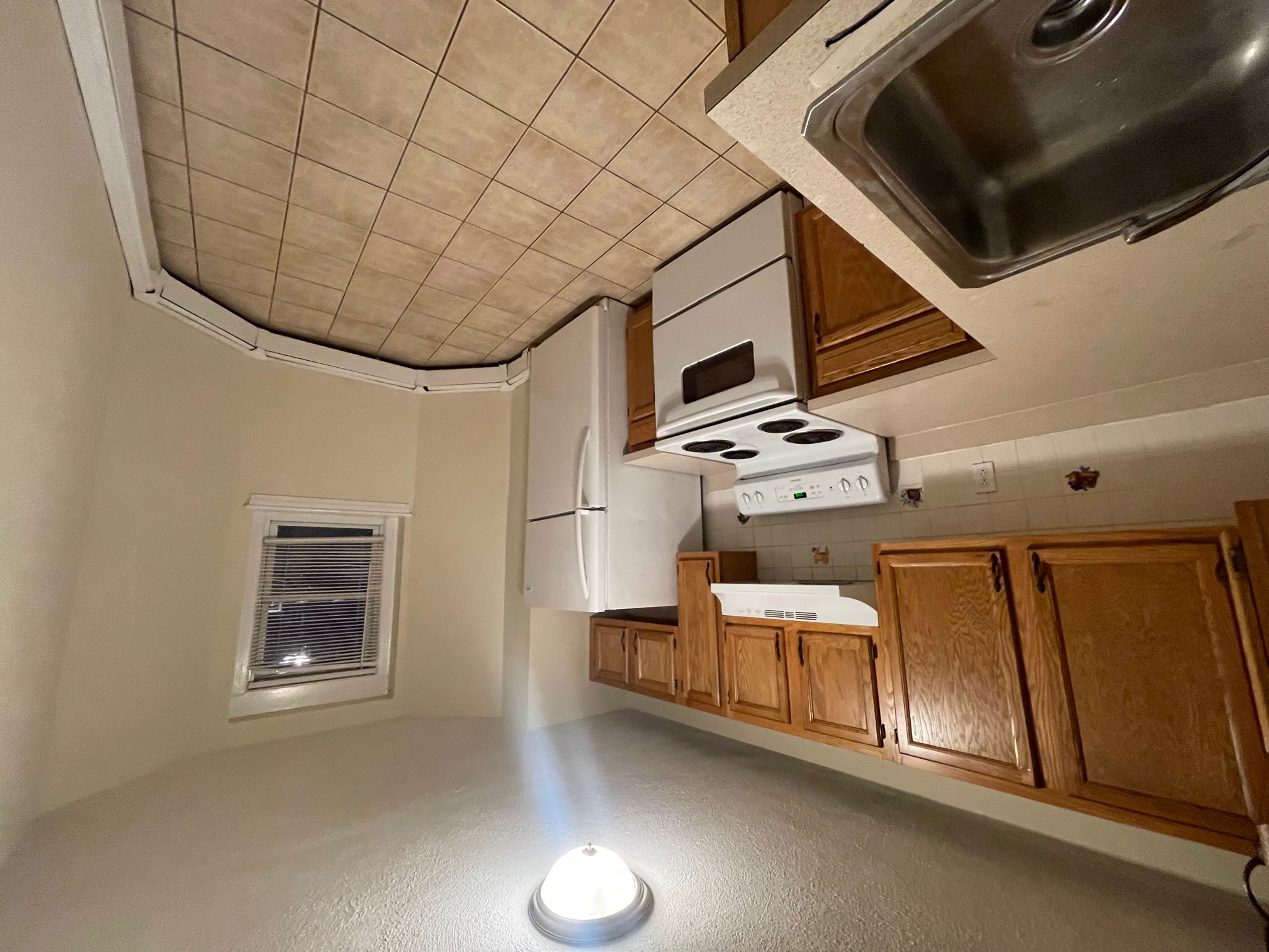 3 Bishop Allen Dr, Central Square