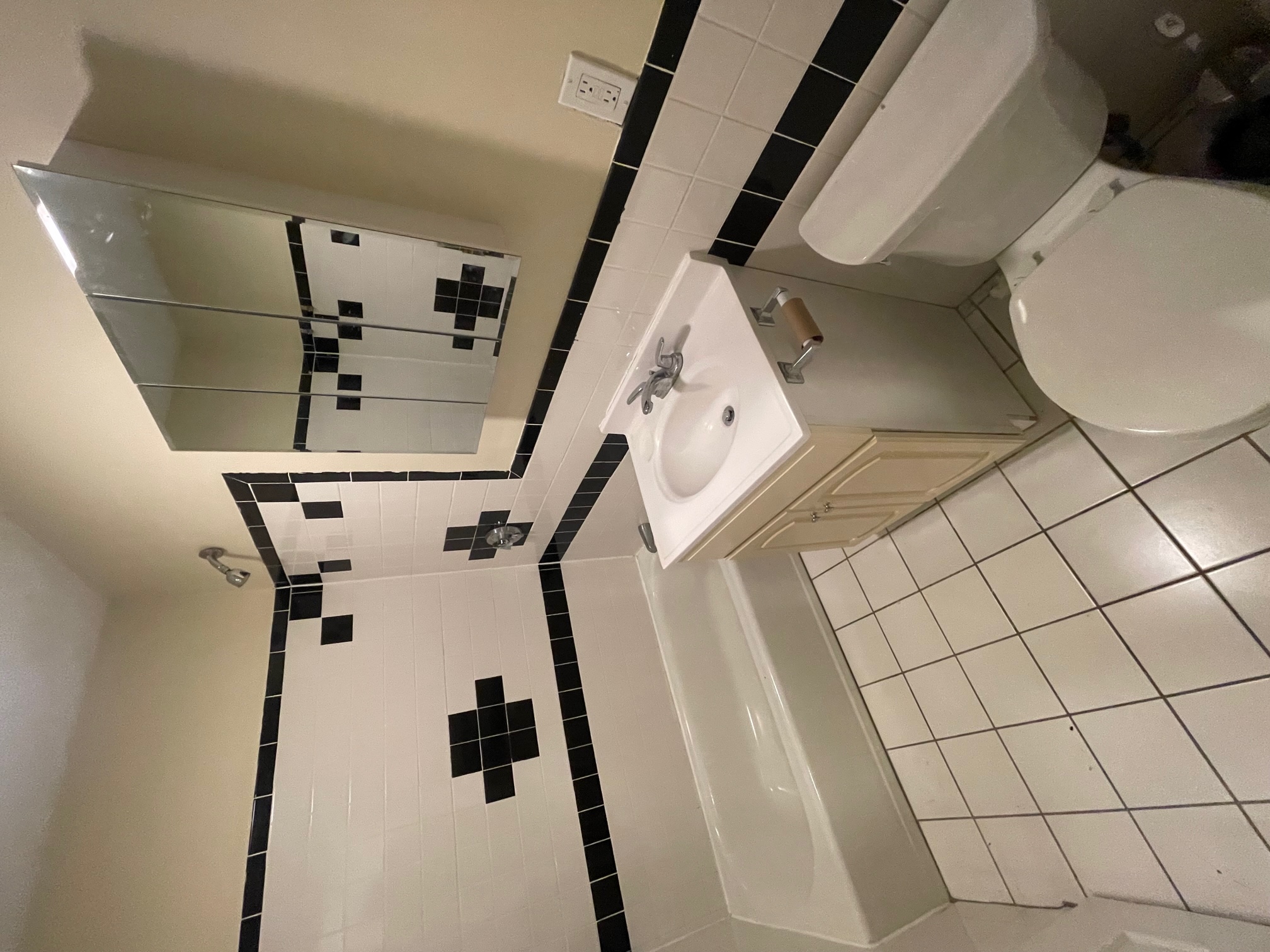 3 Bishop Allen Dr, Central Square