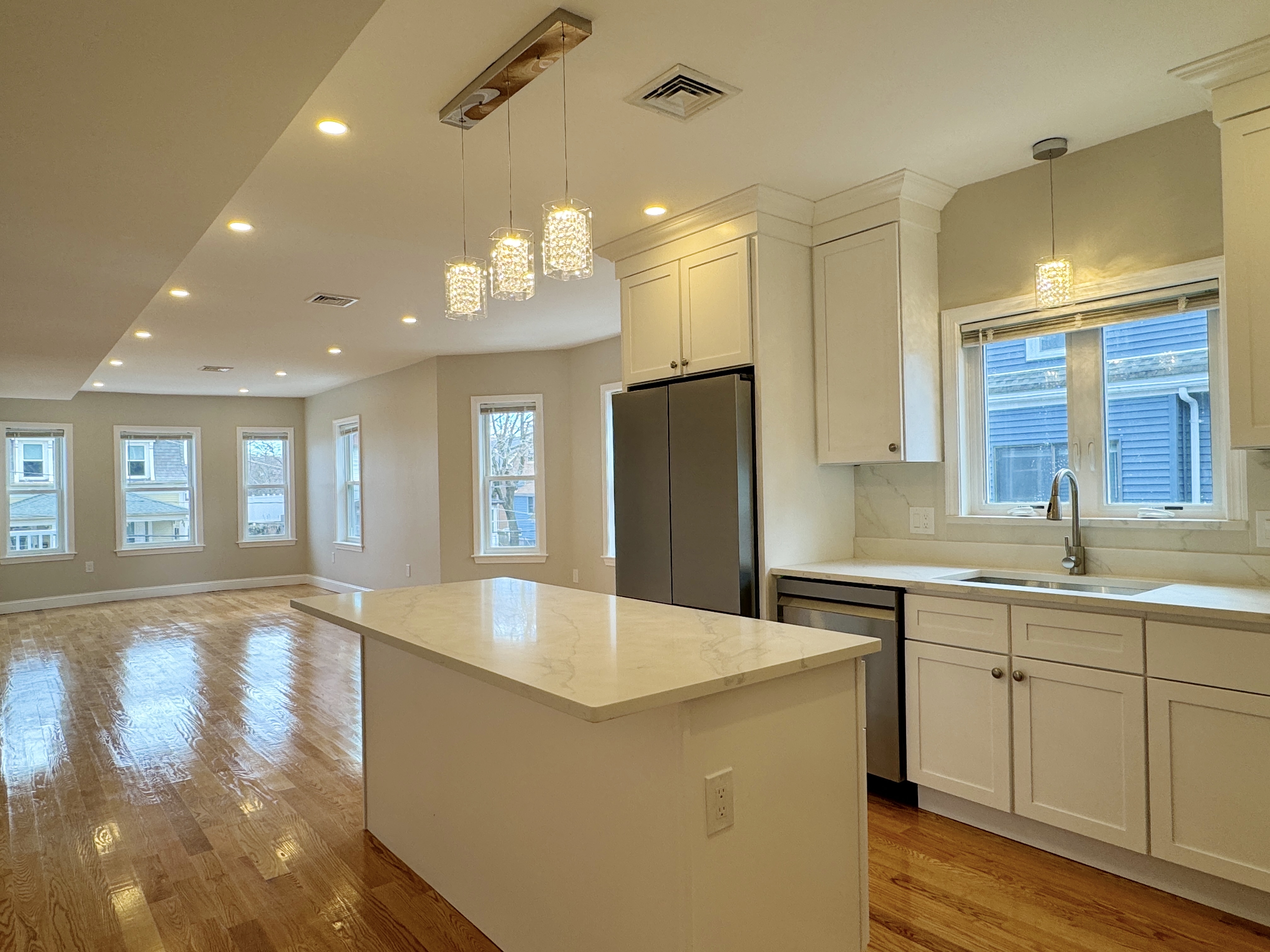 88 Wyoming Ave, Malden