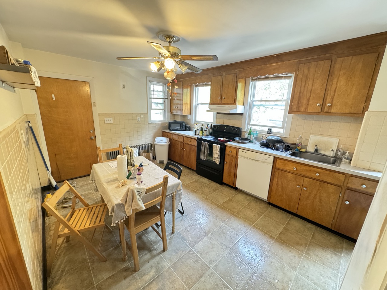 1539 Cambridge St, Mid-Cambridge