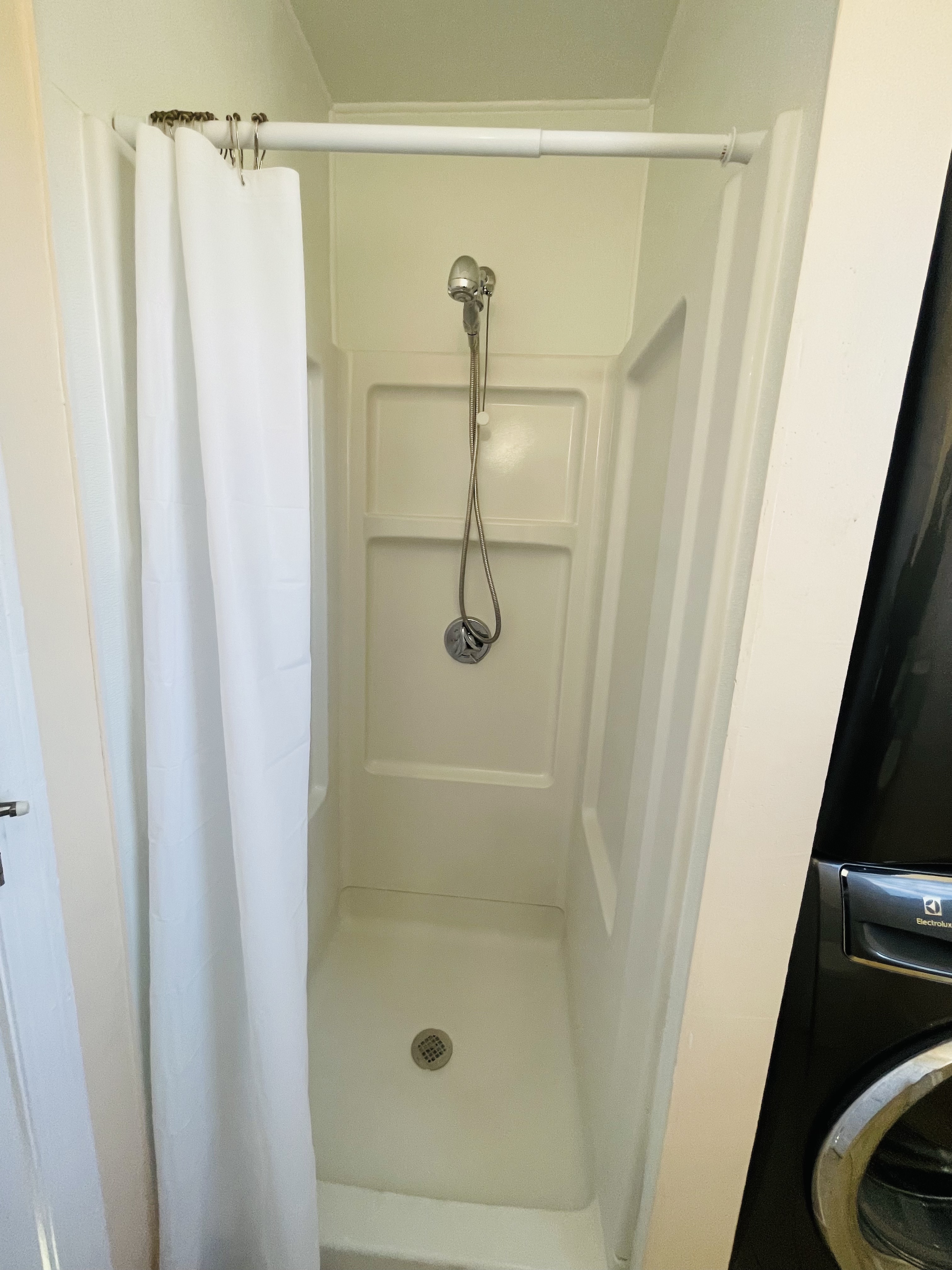 139 Marlborough Rd, Salem