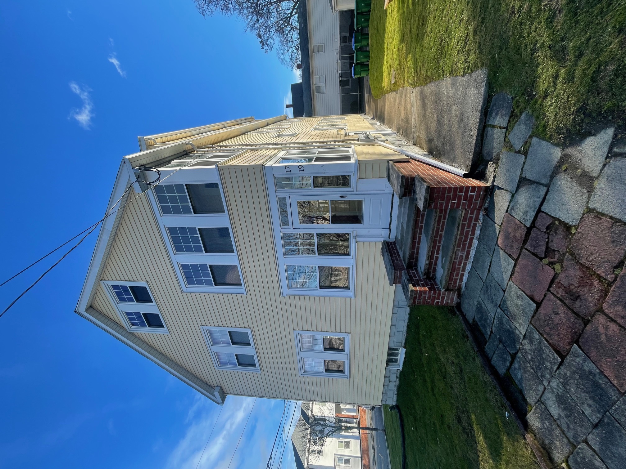 17 Hancock Ave, Tufts University