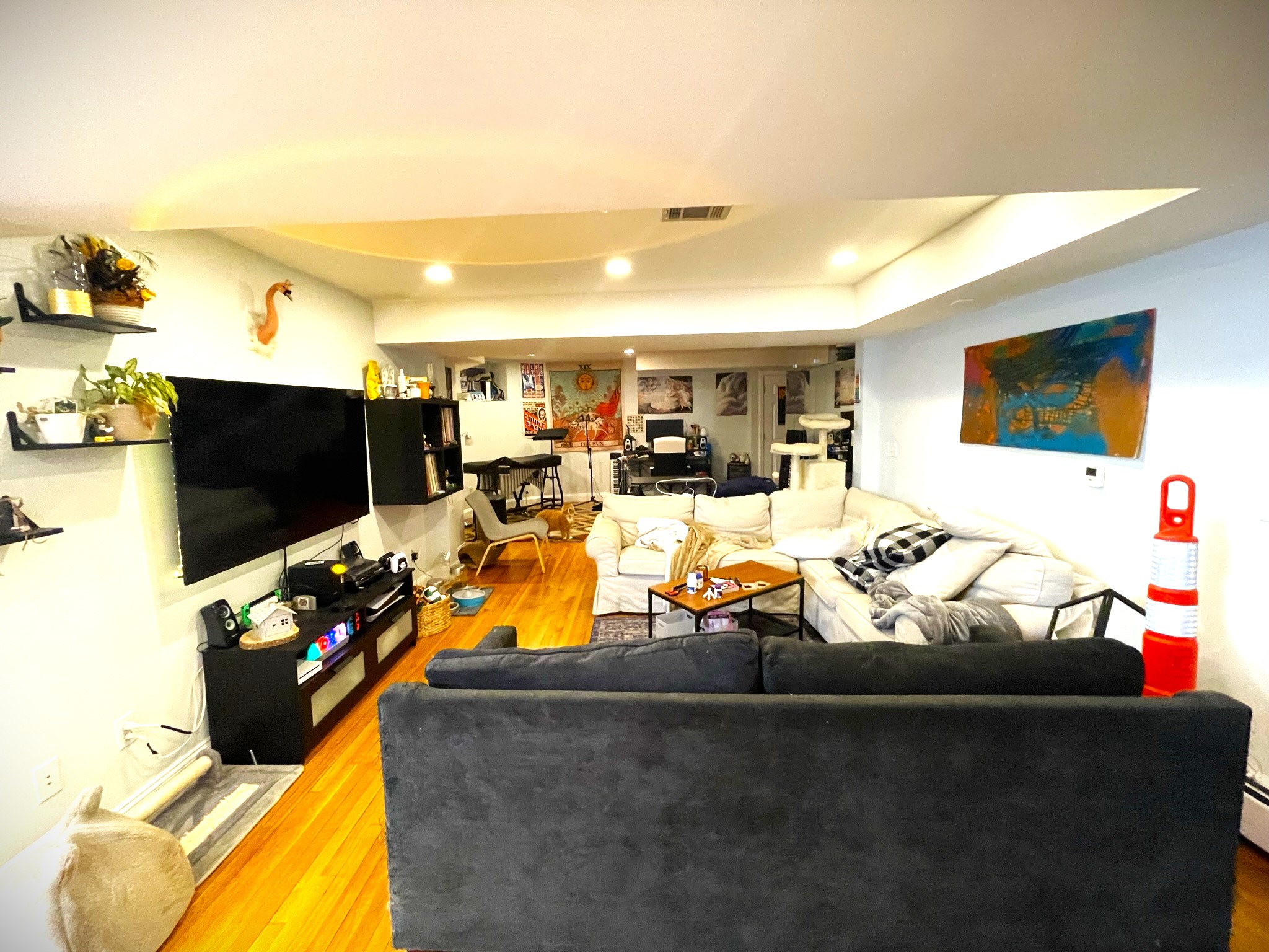 19 Abbottsford Rd, Coolidge Corner