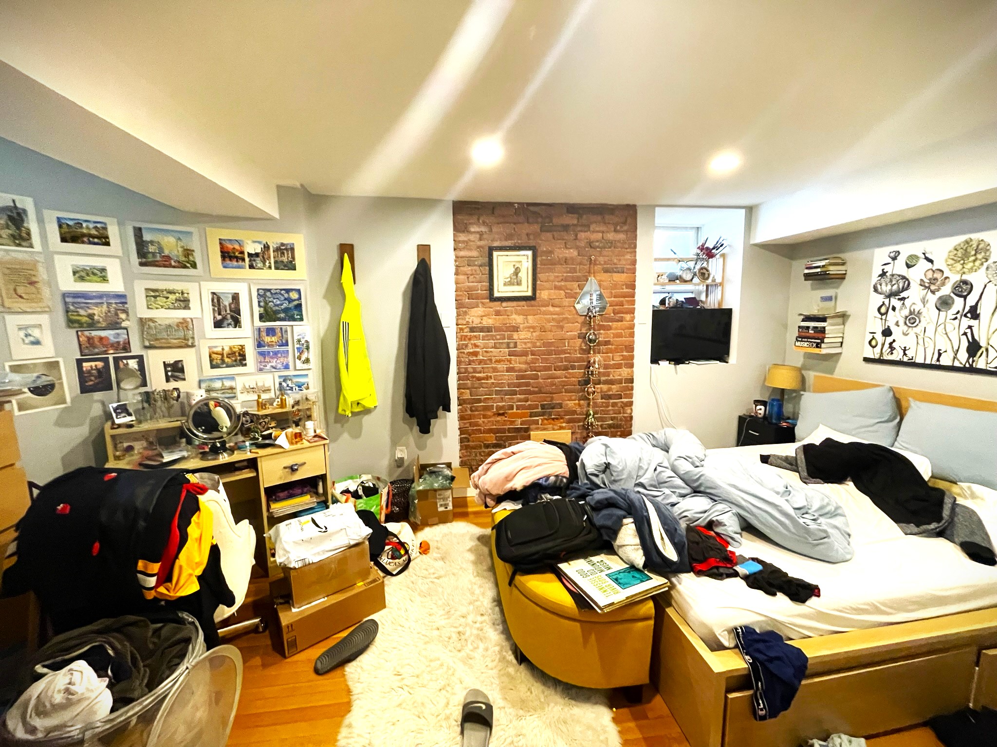 19 Abbottsford Rd, Coolidge Corner