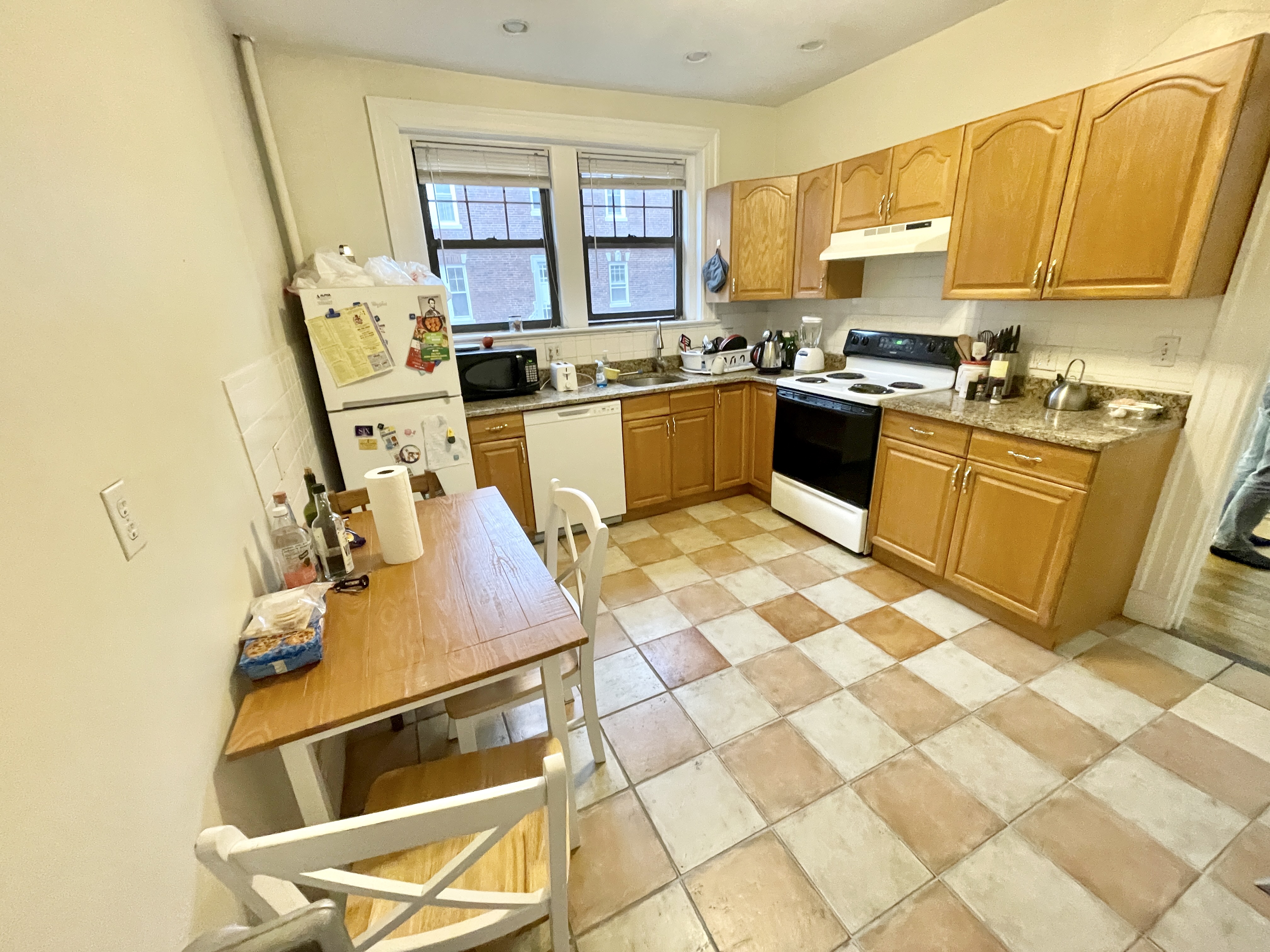 48 Babcock St, Coolidge Corner