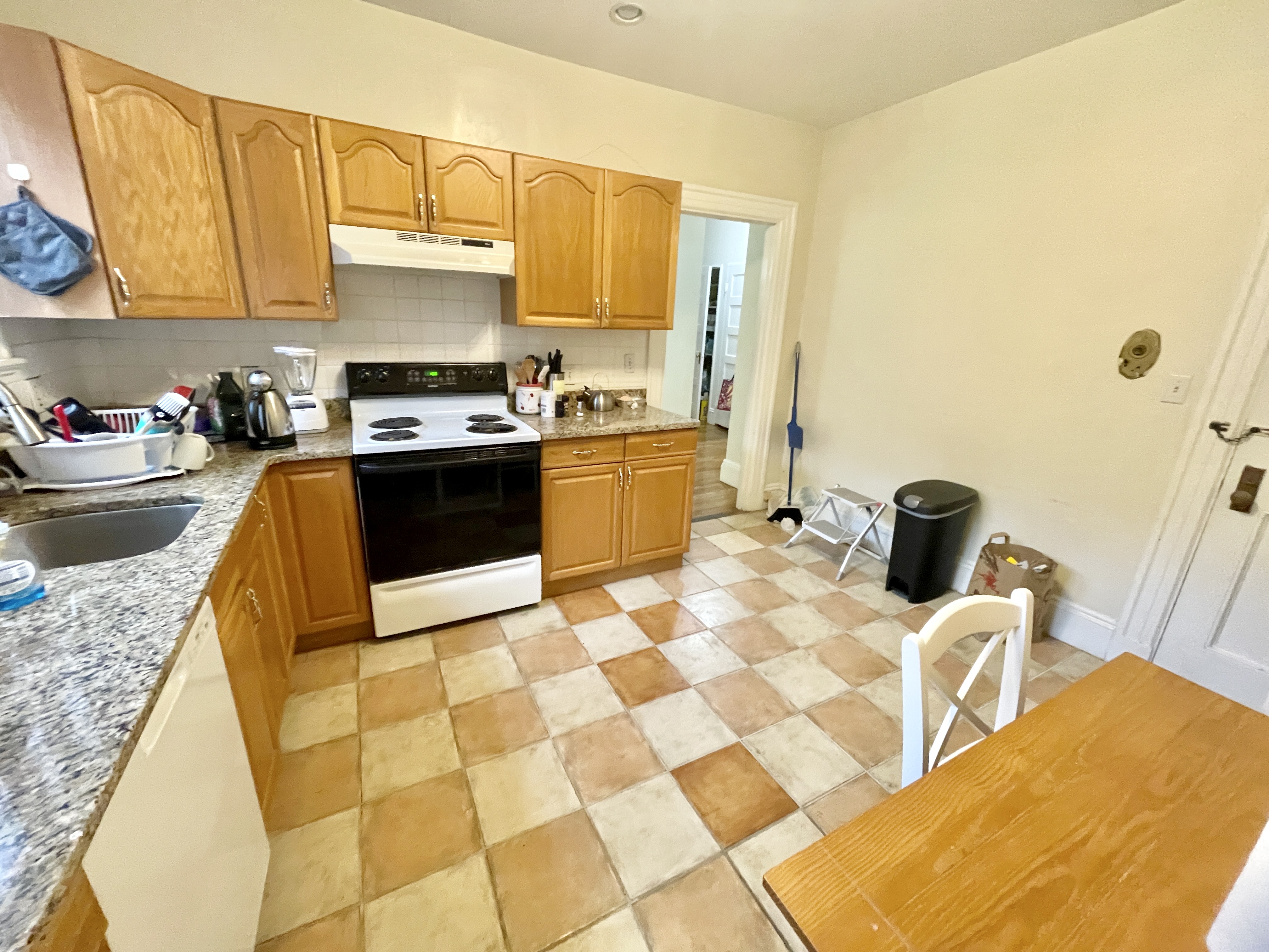 48 Babcock St, Coolidge Corner