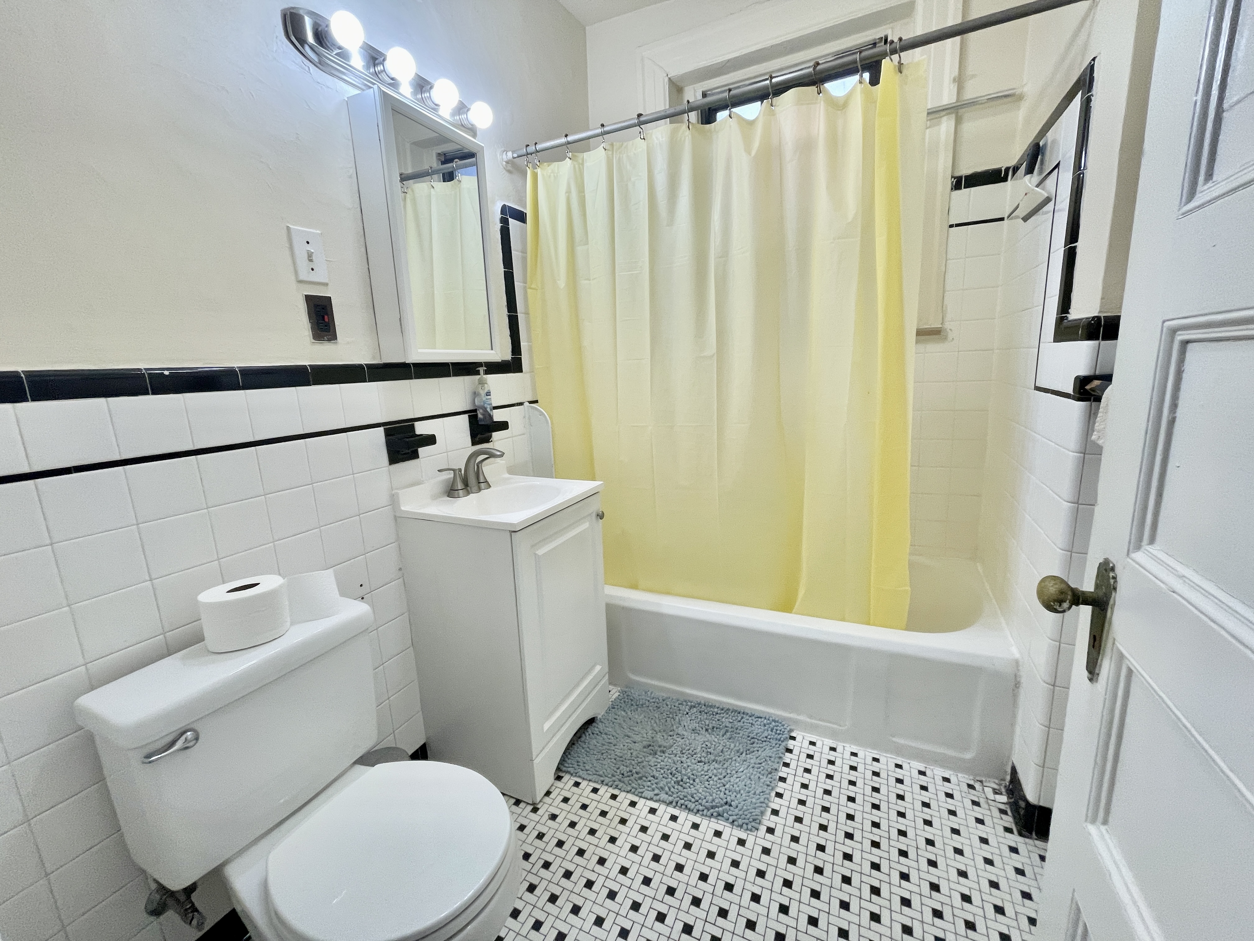 48 Babcock St, Coolidge Corner