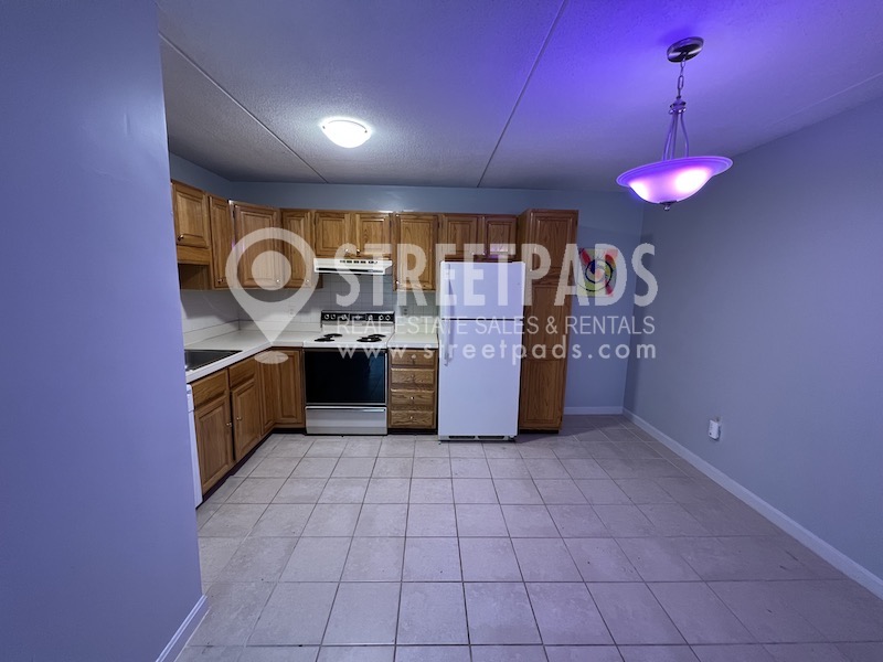 80 Gardner St, Allston