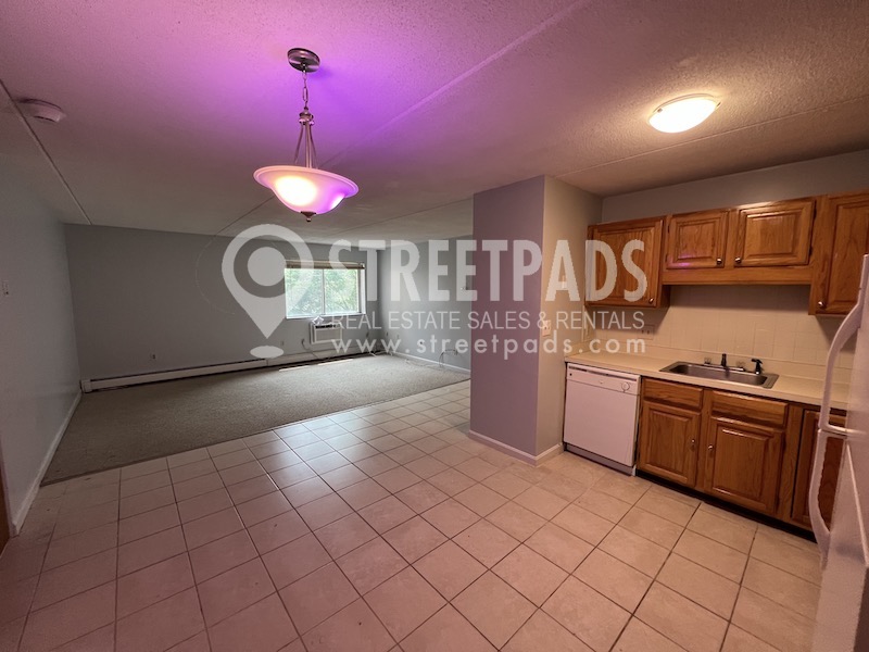 80 Gardner St, Allston