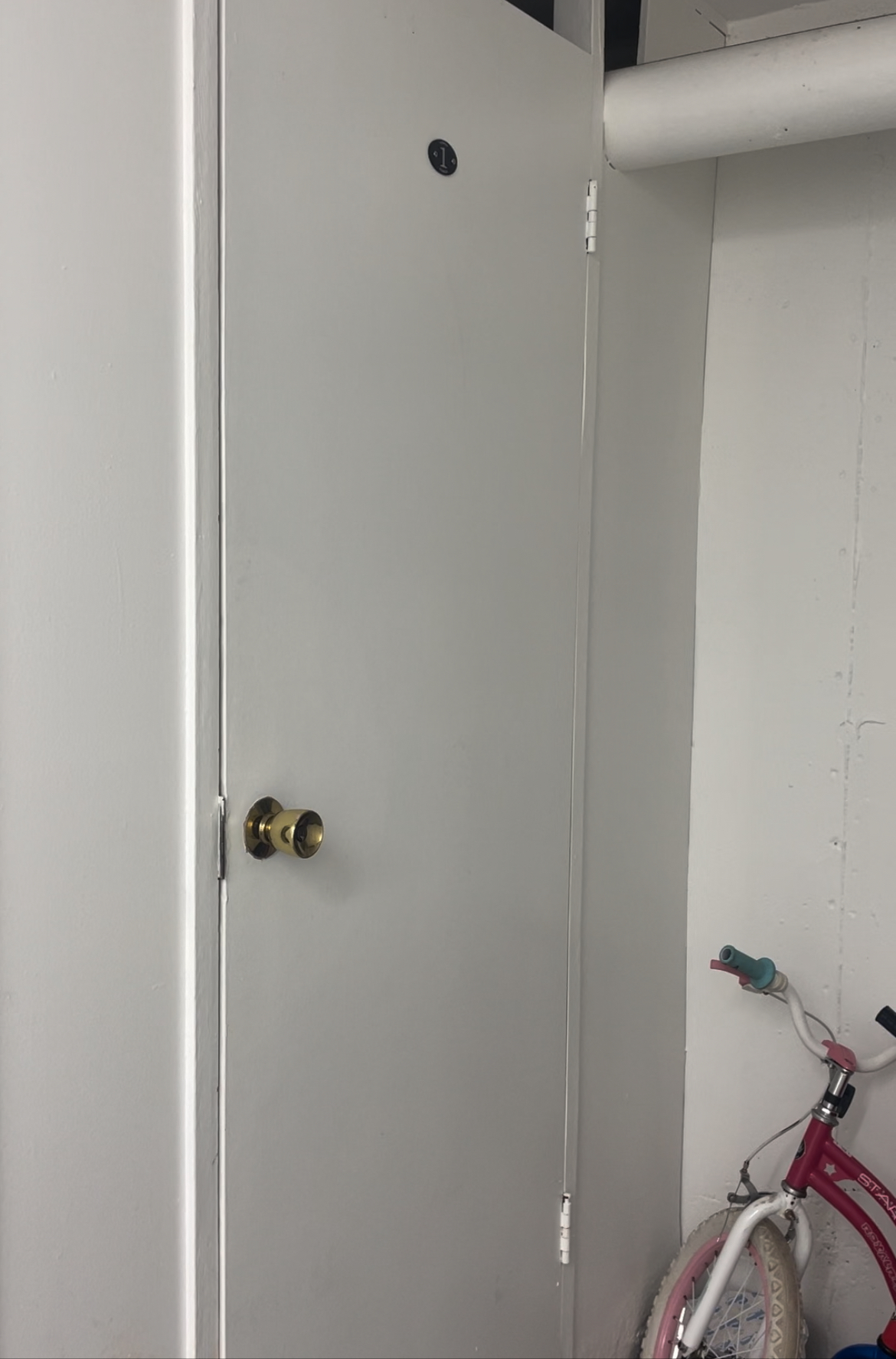 24 Hamilton St, Saugus