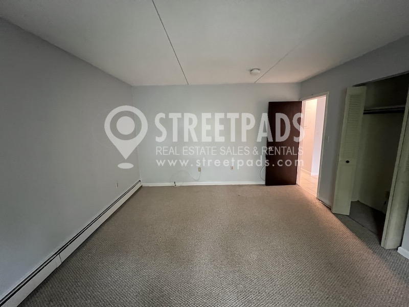 80 Gardner St, Allston