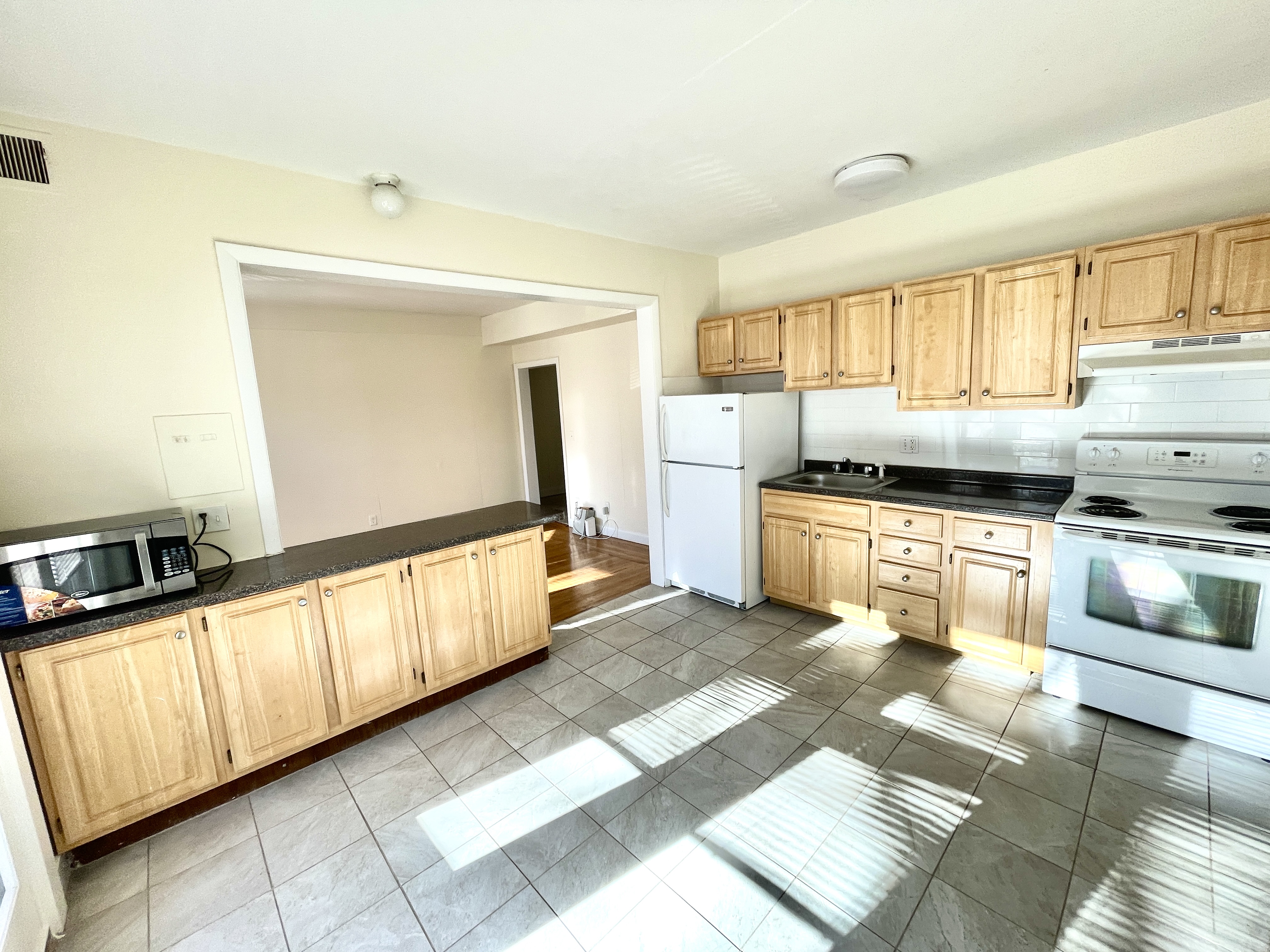 1144 Commonwealth Ave, Allston