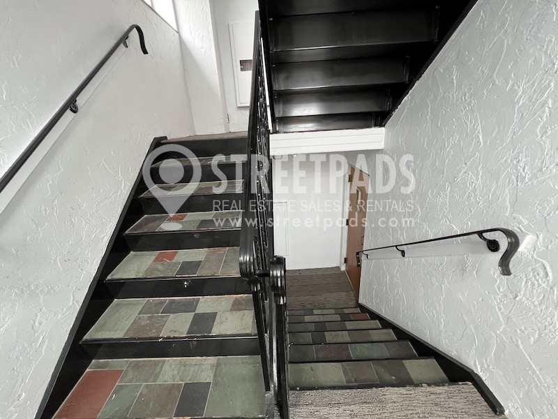 80 Gardner St, Allston